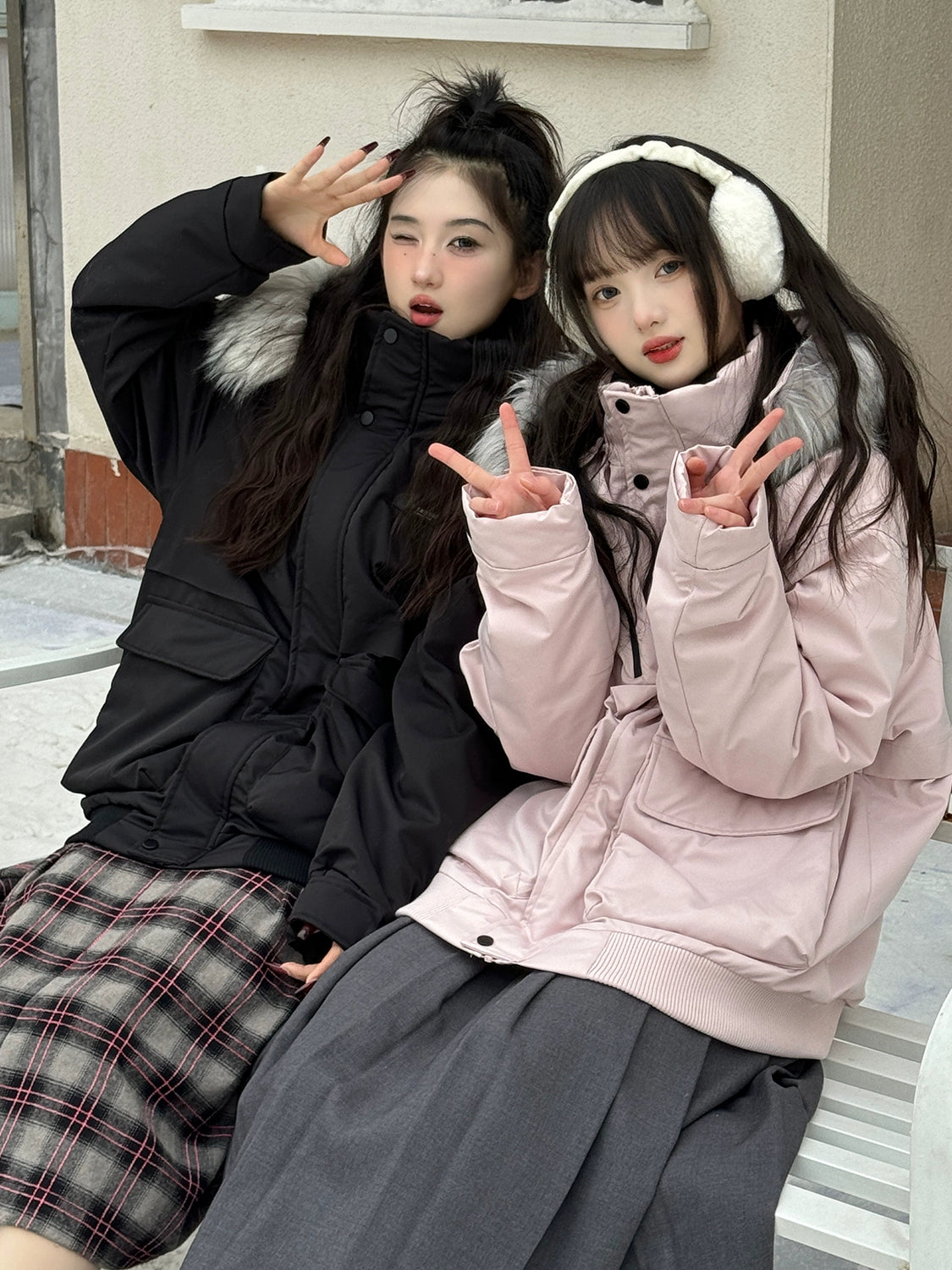 Detachable Faux Fur Hood Trimmed Puffer Jackets