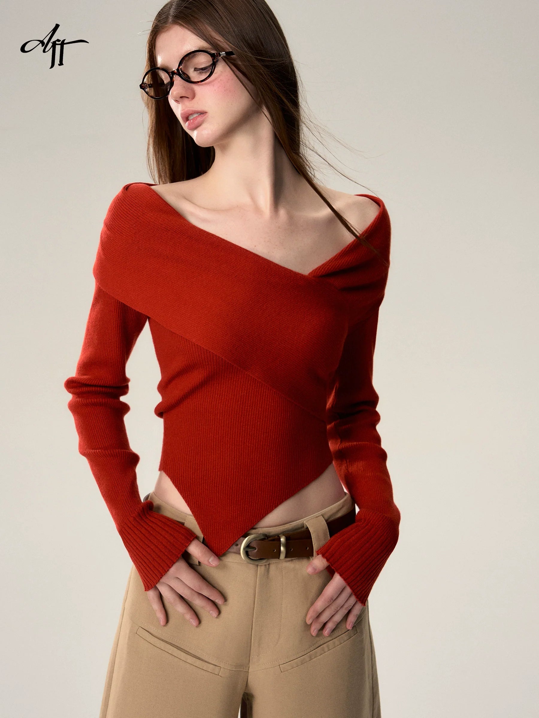 Long Sleeves Knitted Sweater - chiclara