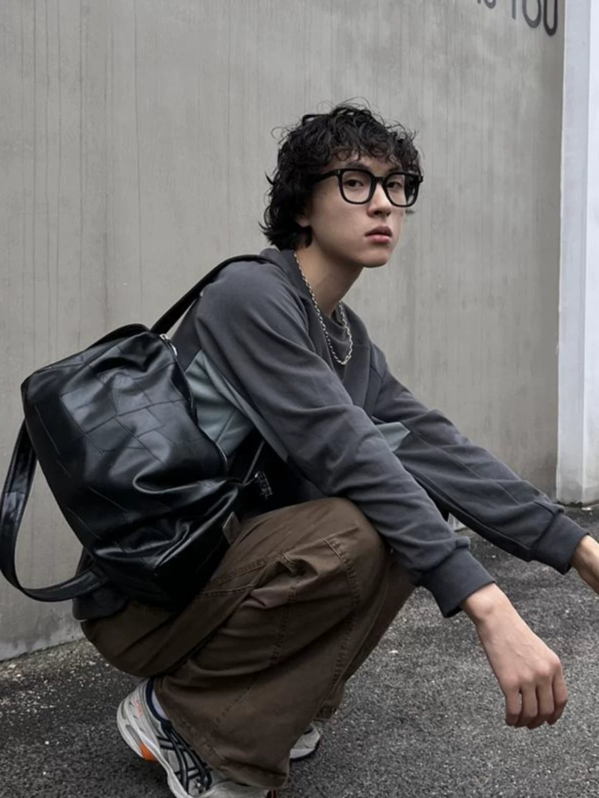 Apex Ziploop Sling Pack