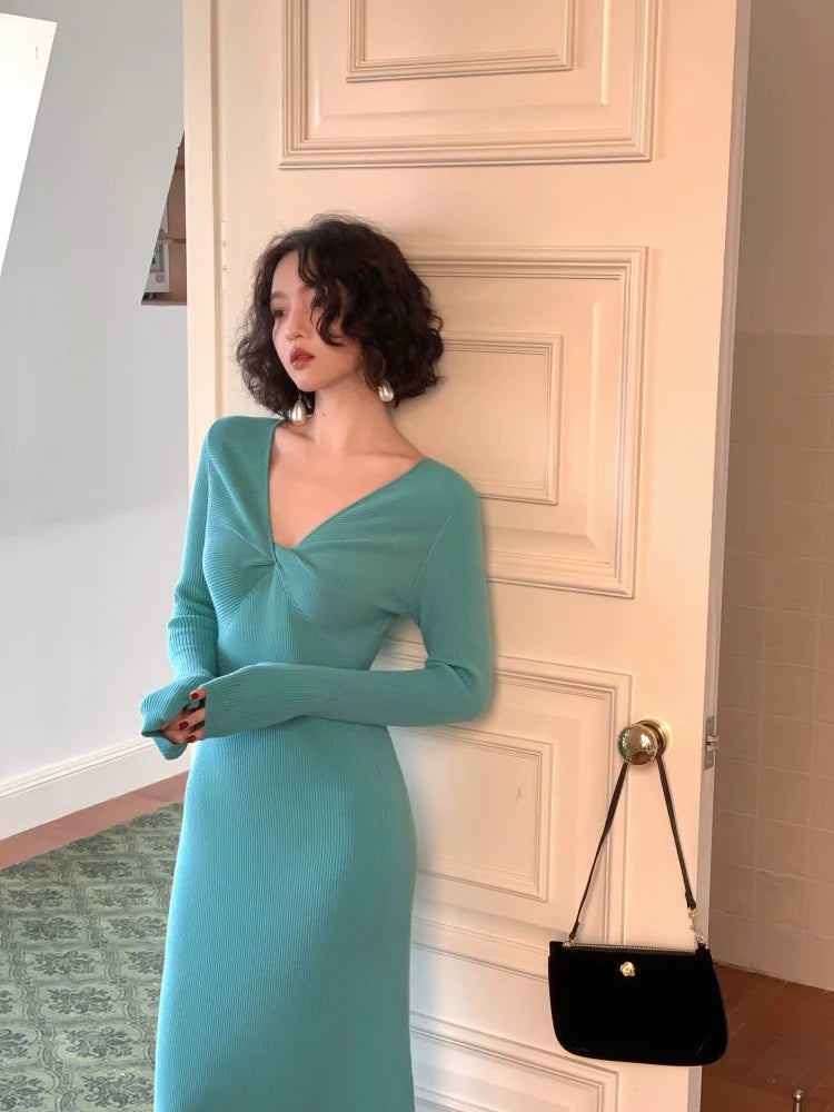 V-Neck Long Sleeve Knit Bottoming Dress