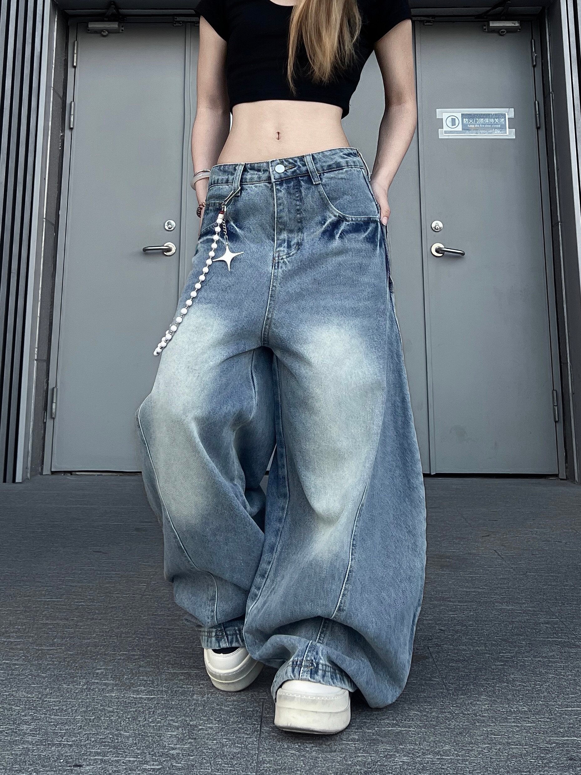 Men's Washed Wide-Leg Jeans