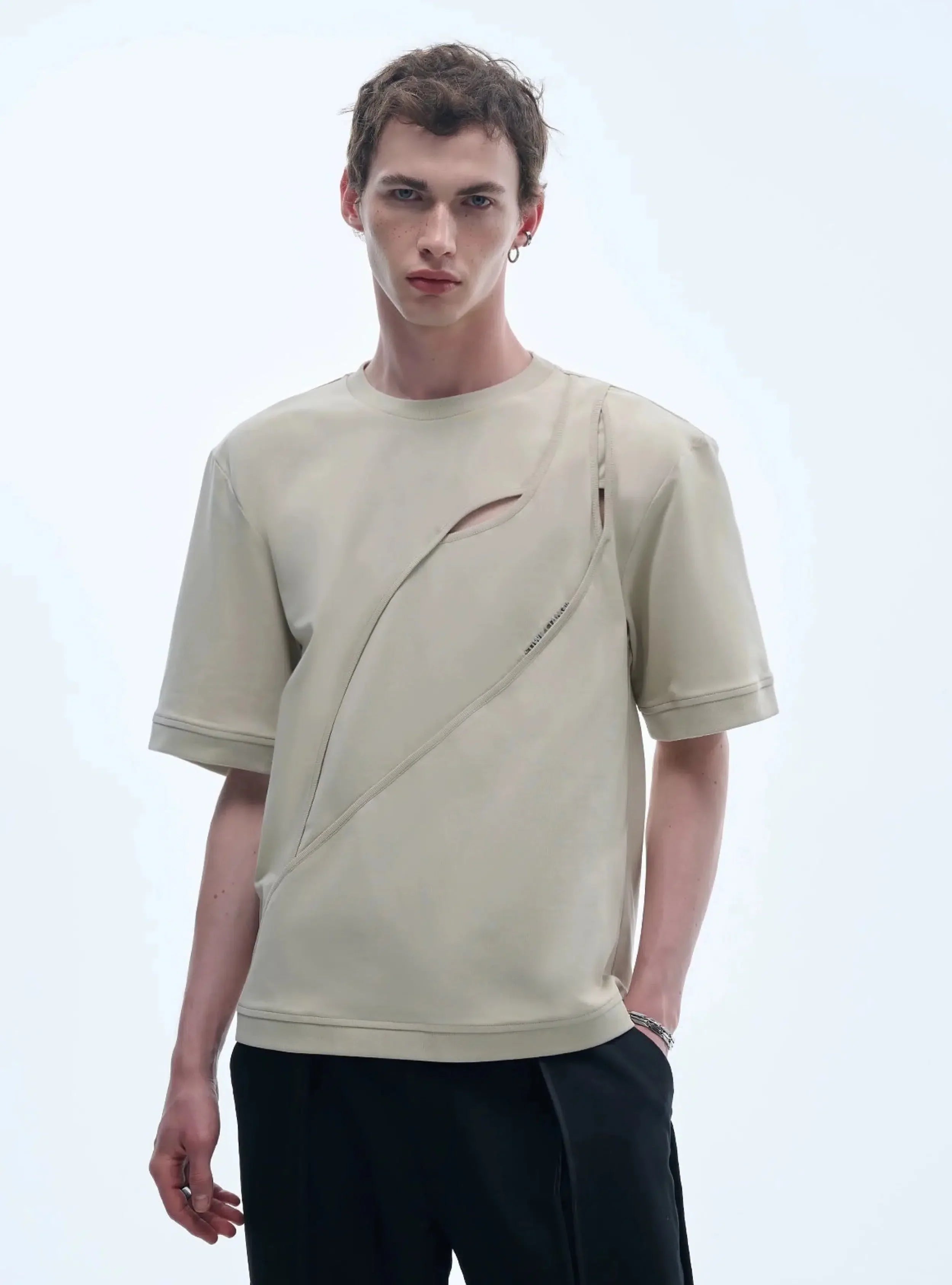 Abstract Line Cut Tee - chiclara