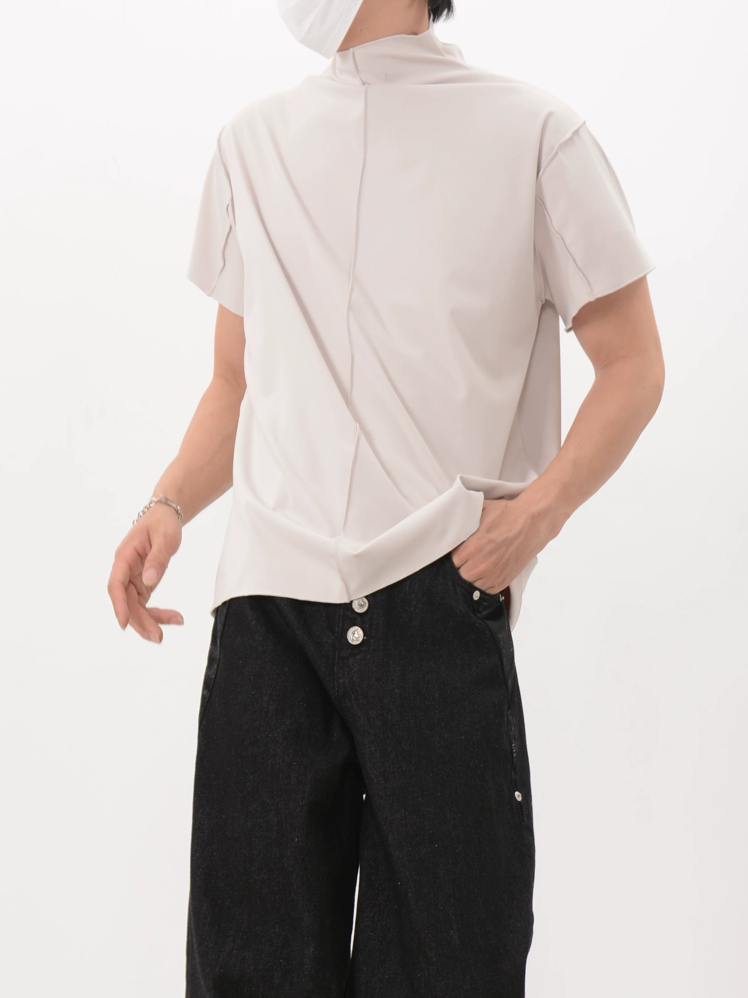 Back Seam Mock Neck Shirt