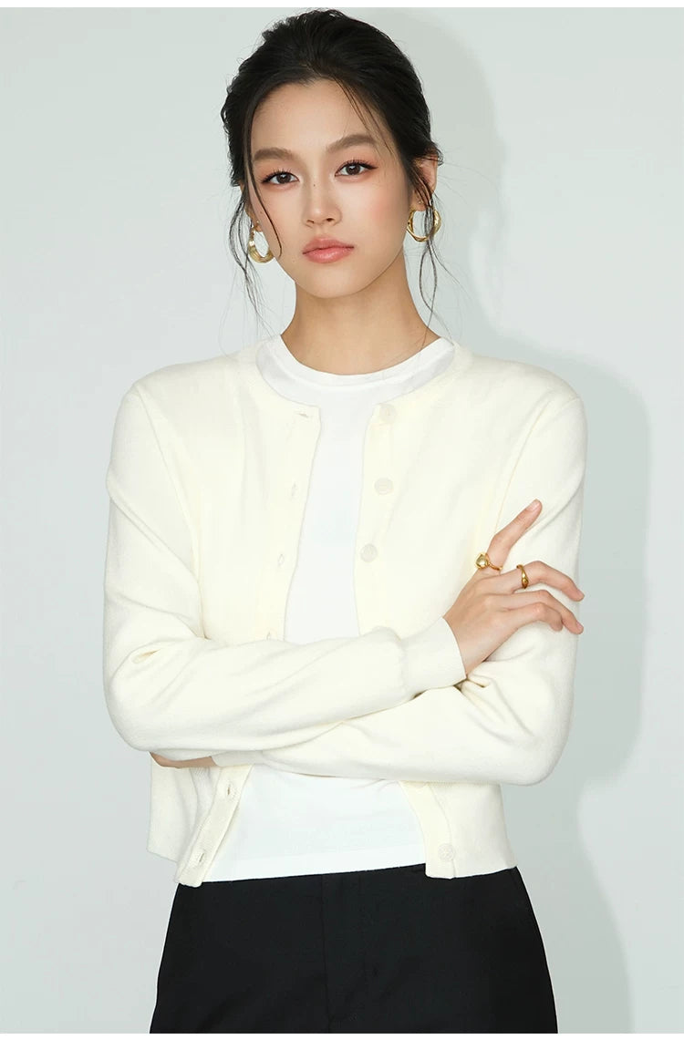 Classic Crew Neck Knit Cardigan