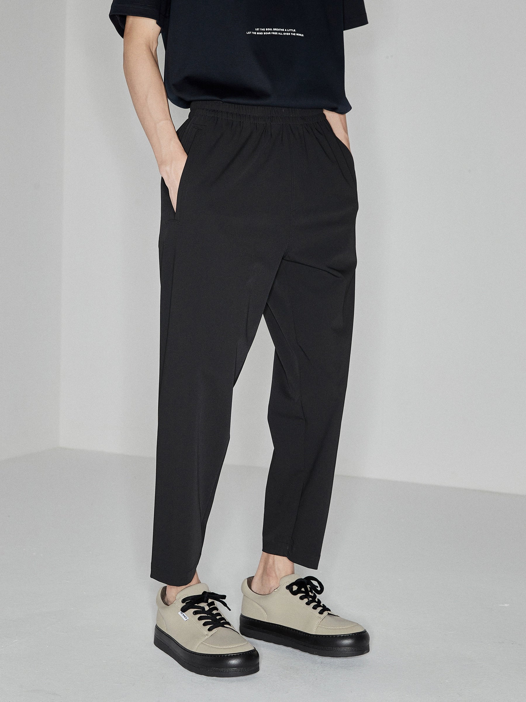 Side Seam-Free Elastic Waist Cropped Pants