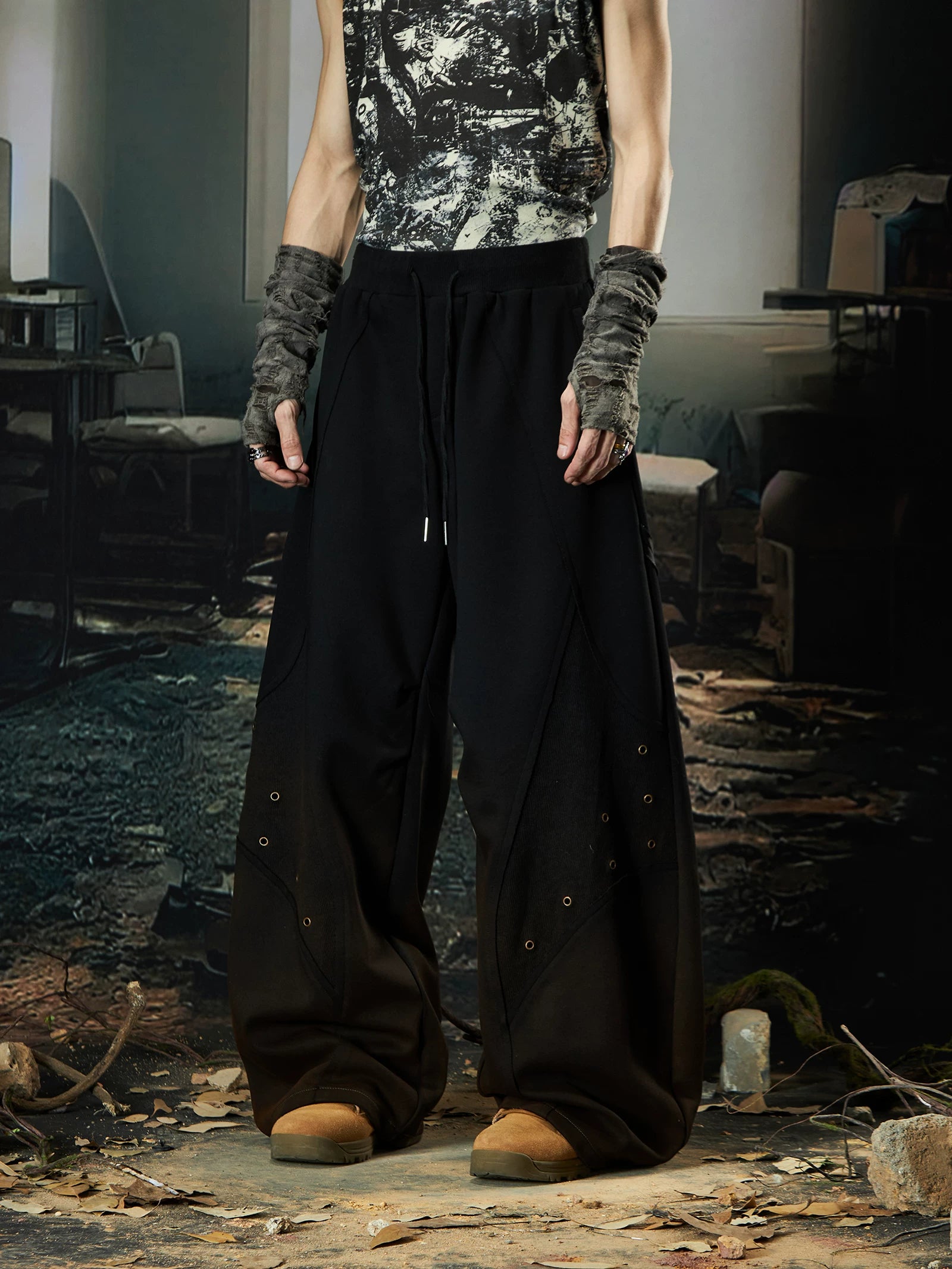 Ruinforge Grommet Hooded Vest