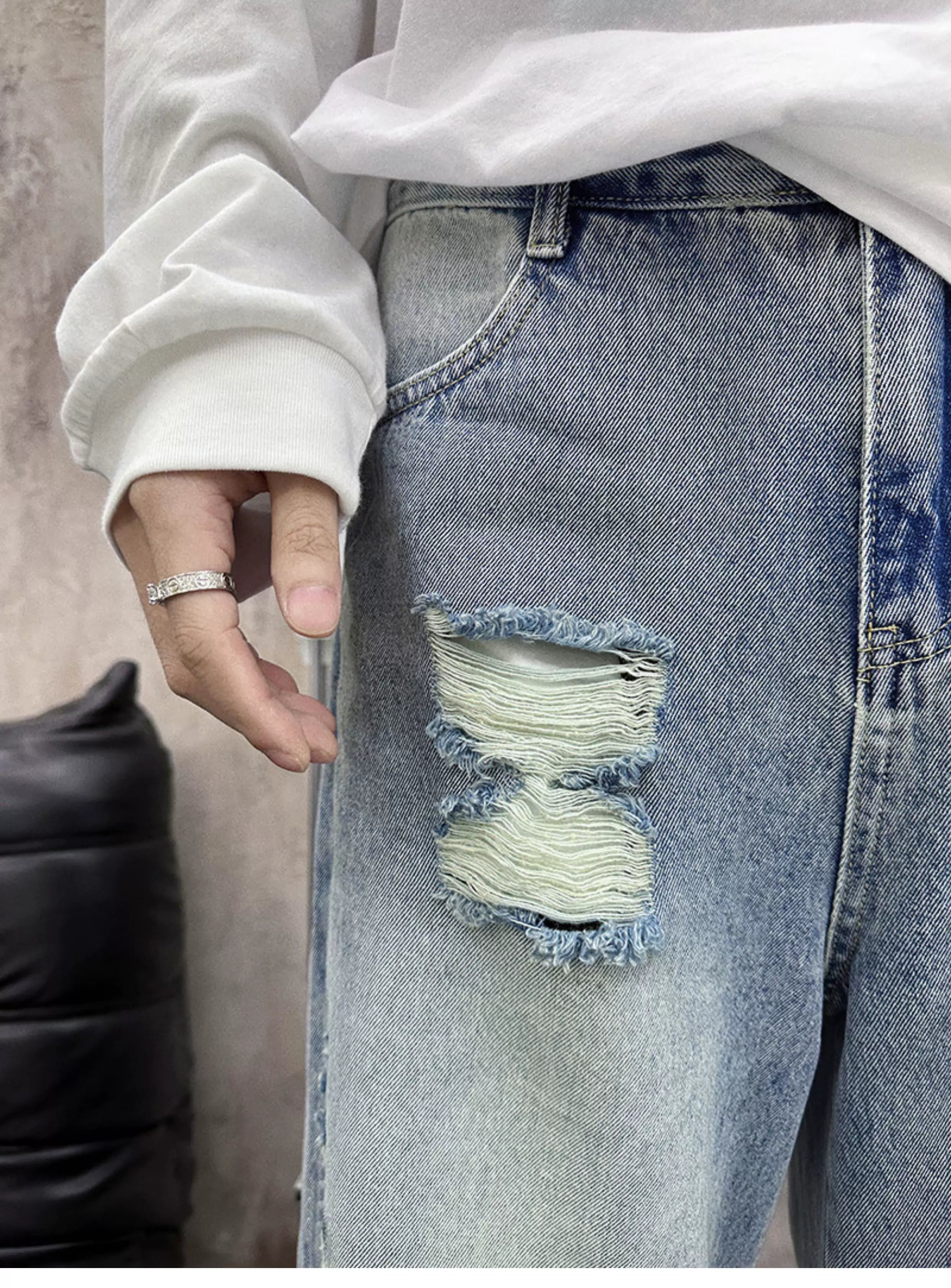 Abyss Portal Blowout Knee Cargo Jeans