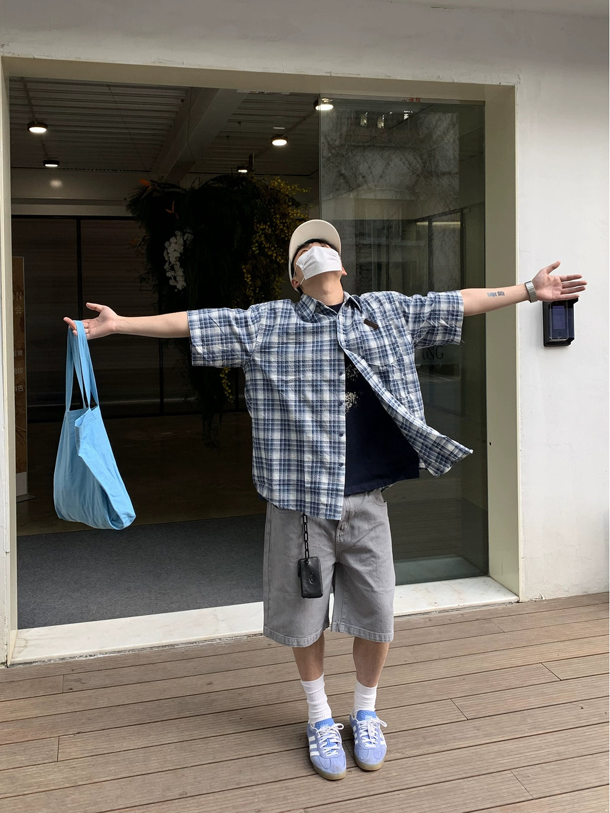 Oversized Blue and White Plaid Short Sleeve Shirt
