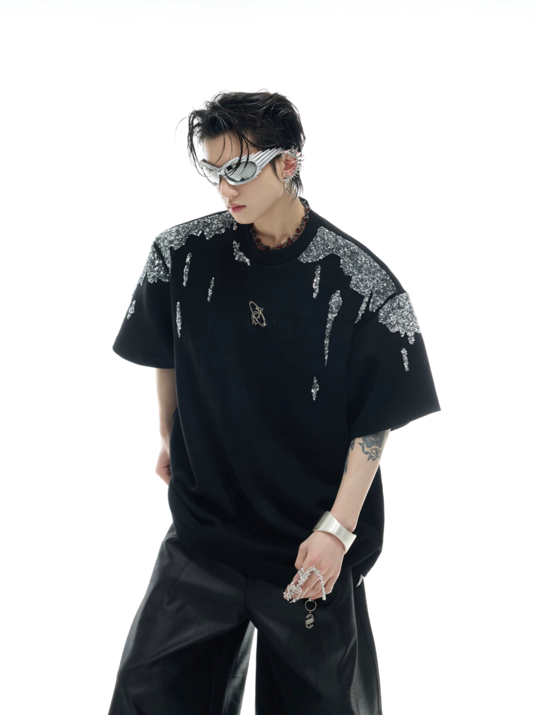 Crystal Shoulder Black Oversized Tee