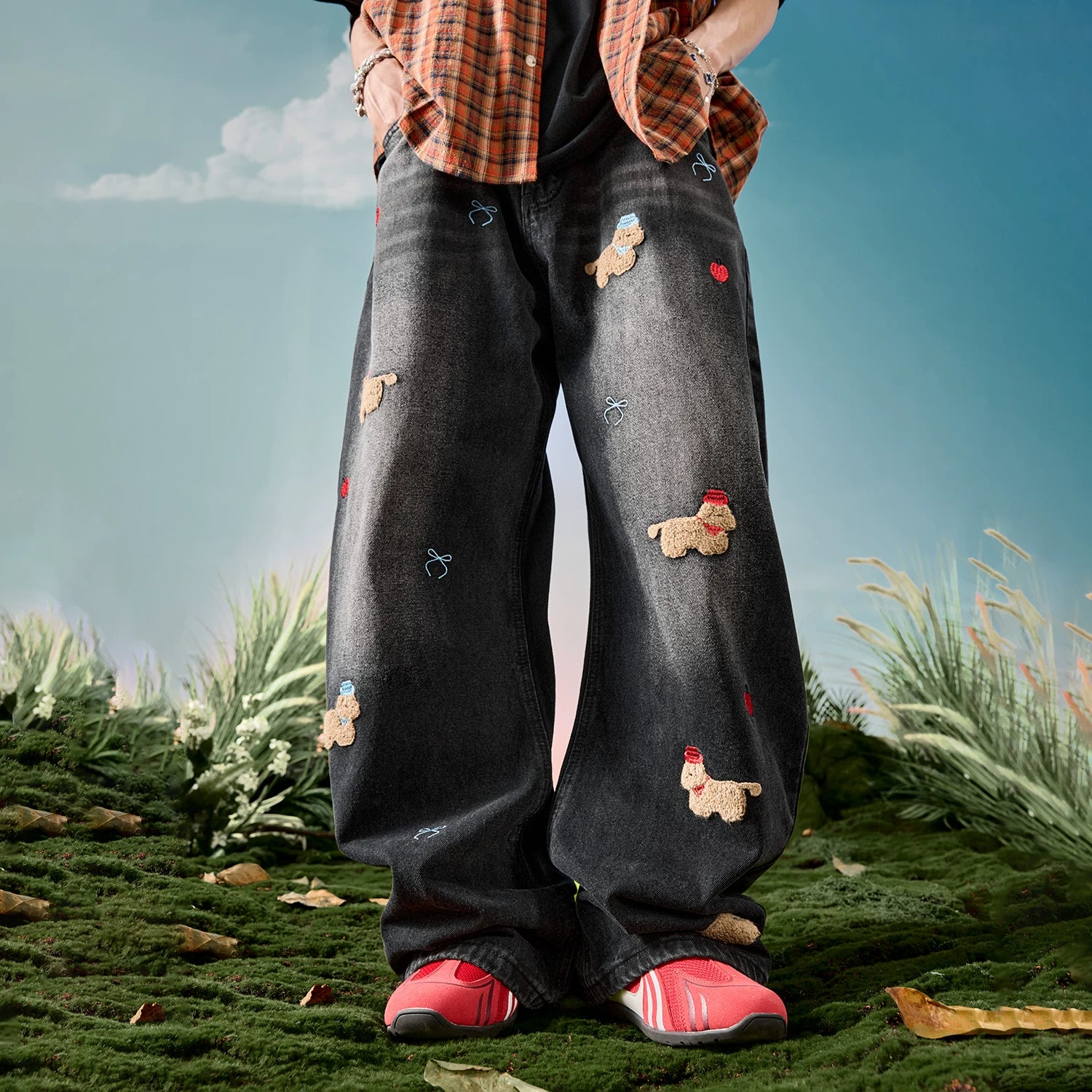 Embroidered Dog Patch Baggy Jeans