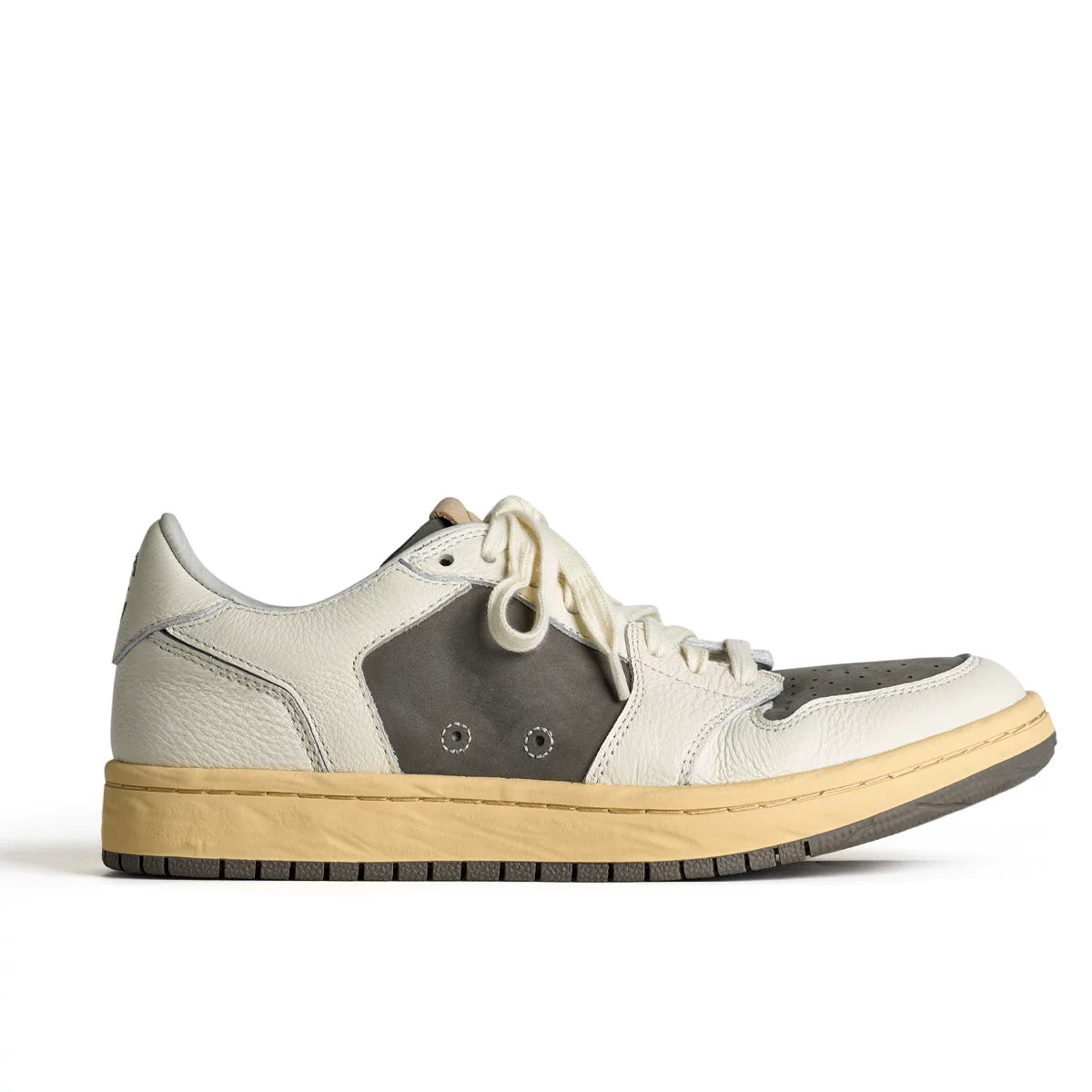 Vintage Court Cowhide Leather Sneakers
