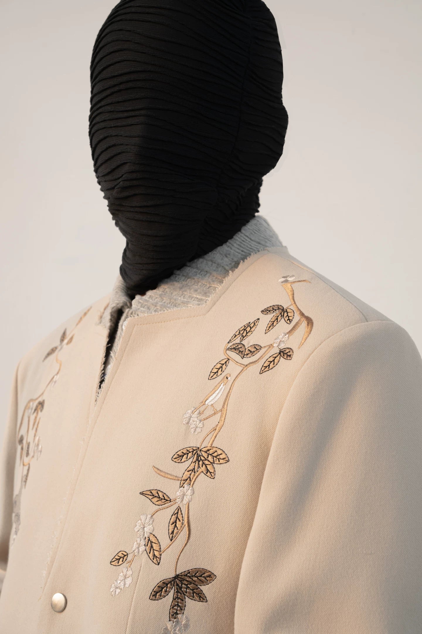 Sand Garden Embroidered Blazer