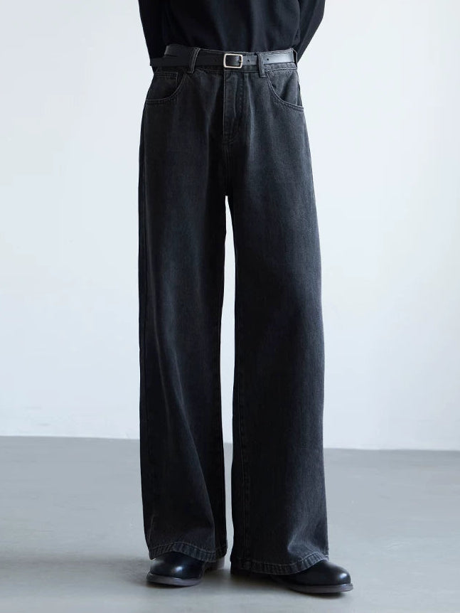 Minimal Wide-Leg Jeans