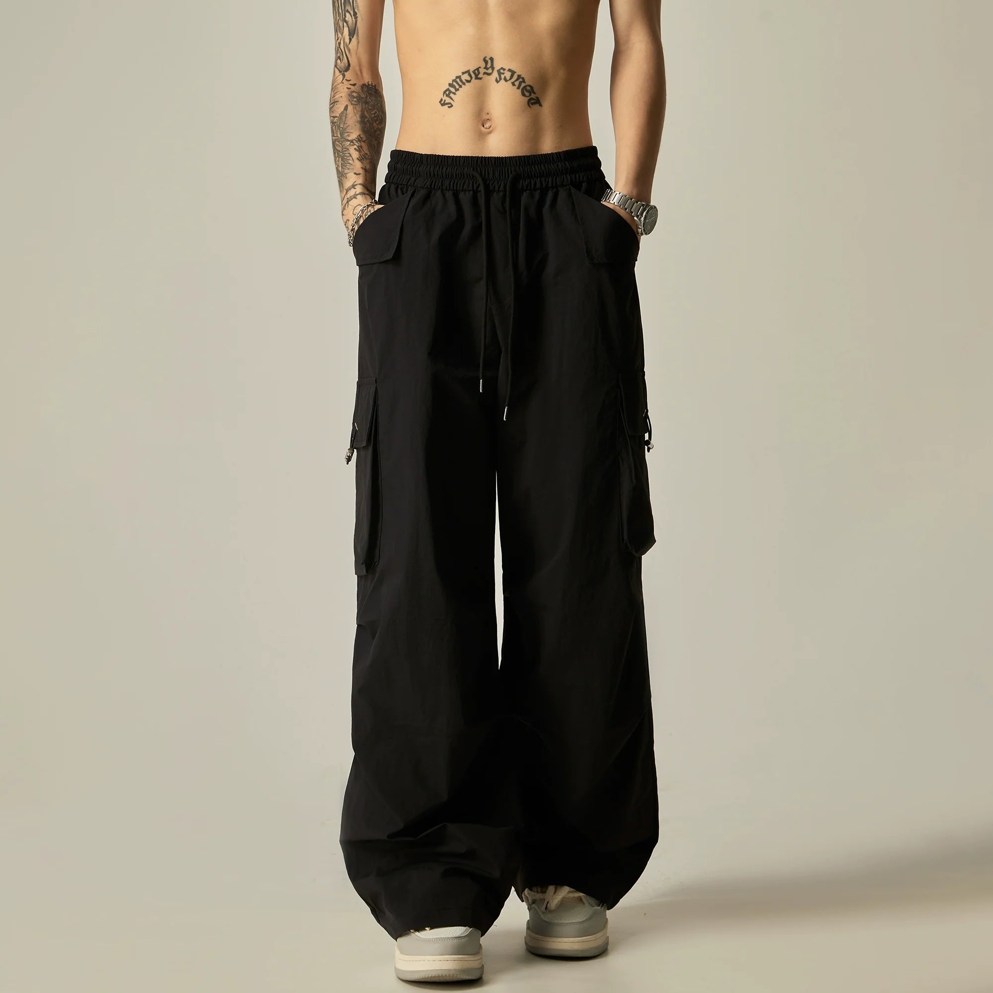 Wide-Leg Black Cargo Pants