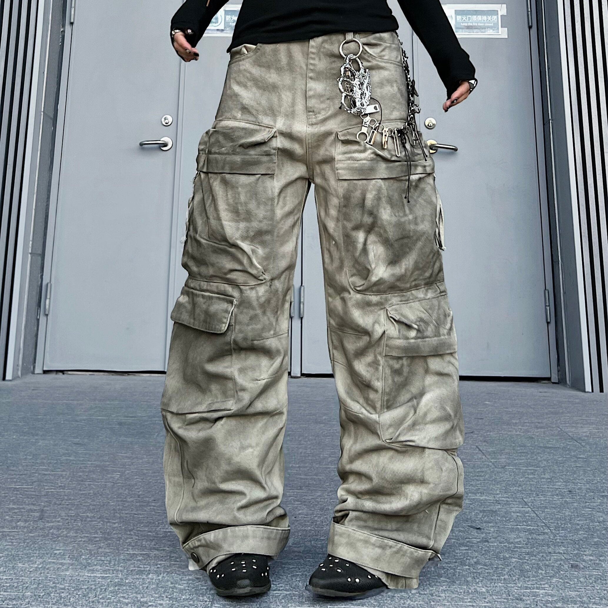 Men's Washed Multi-Pocket Wide-Leg Cargo Pants