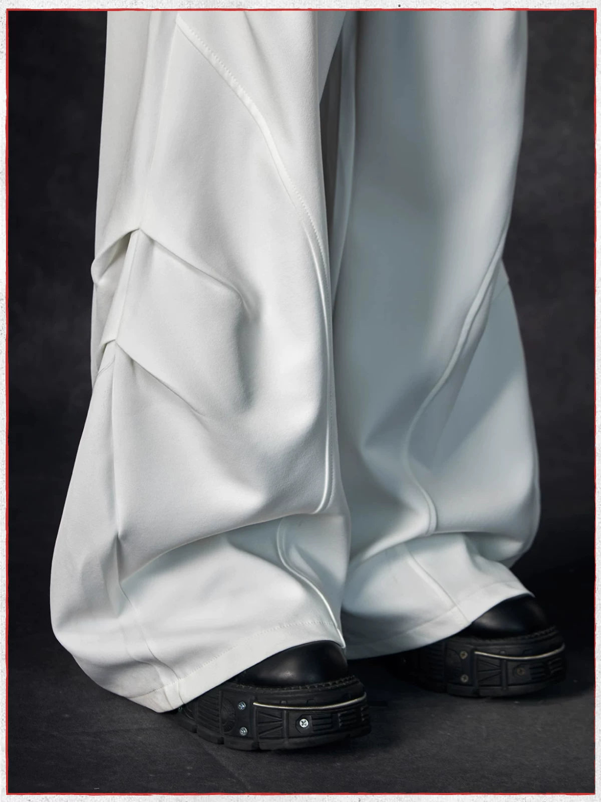 Wave Contour Wide‑Leg Trousers