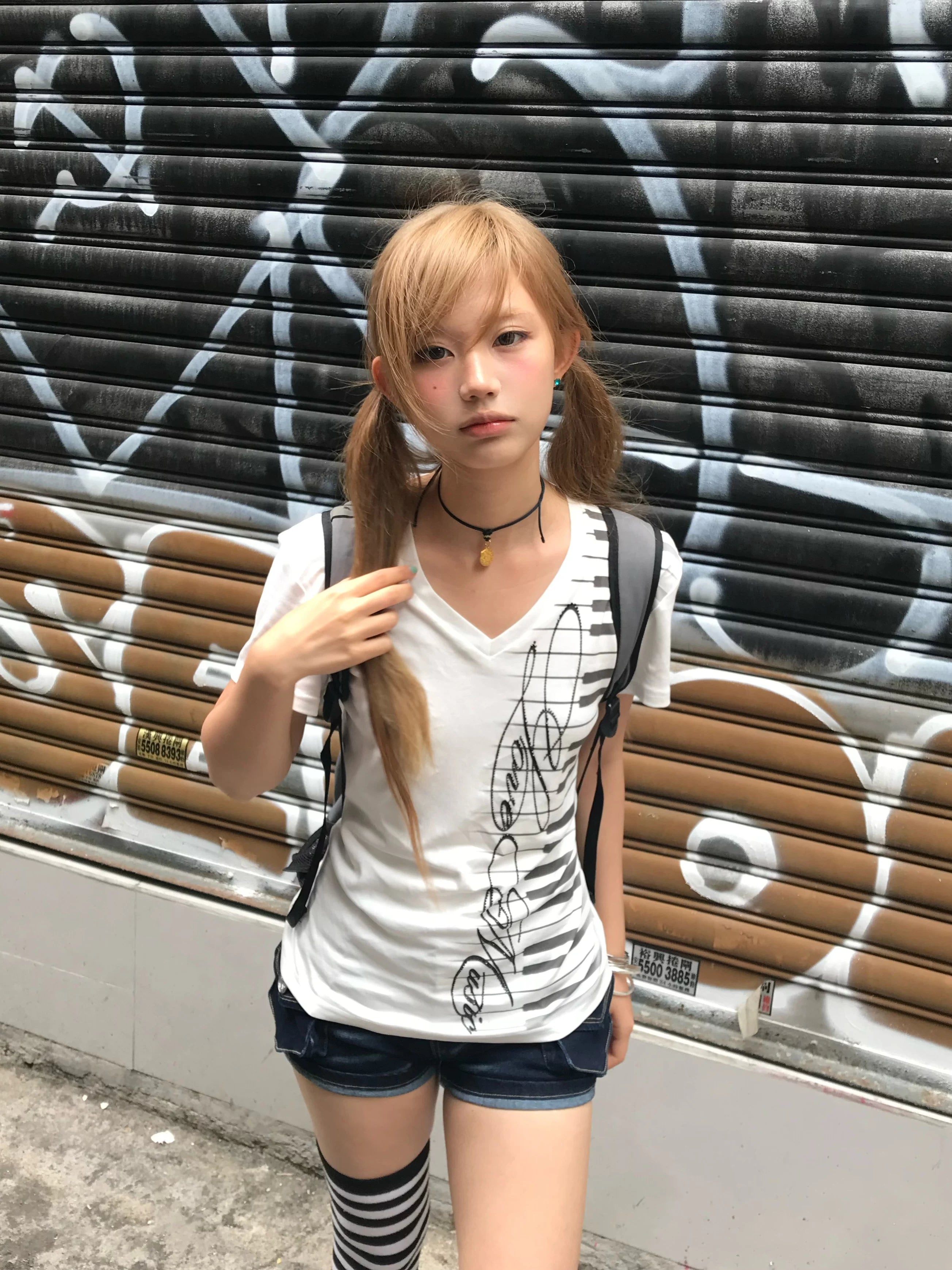Keys Treble Clef V‑Neck Tee