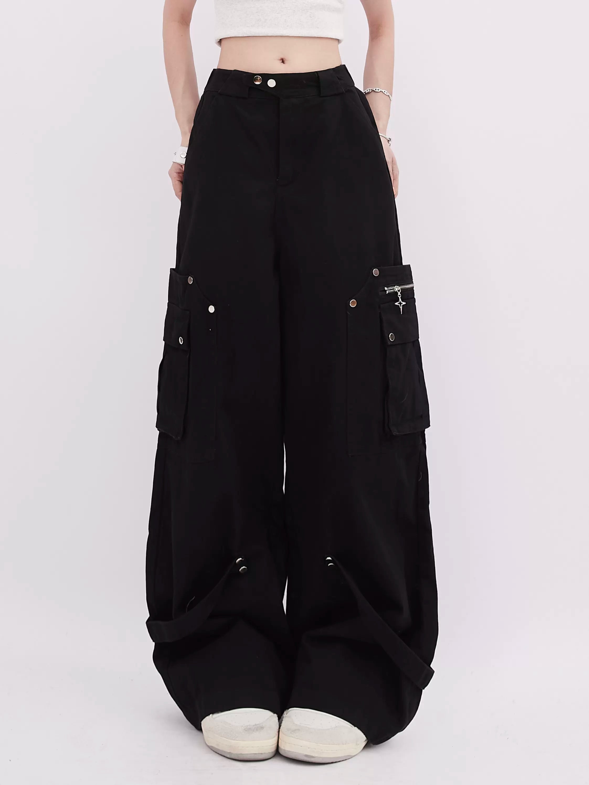 Multi-Pocket Strap Design Wide Pants - chiclara