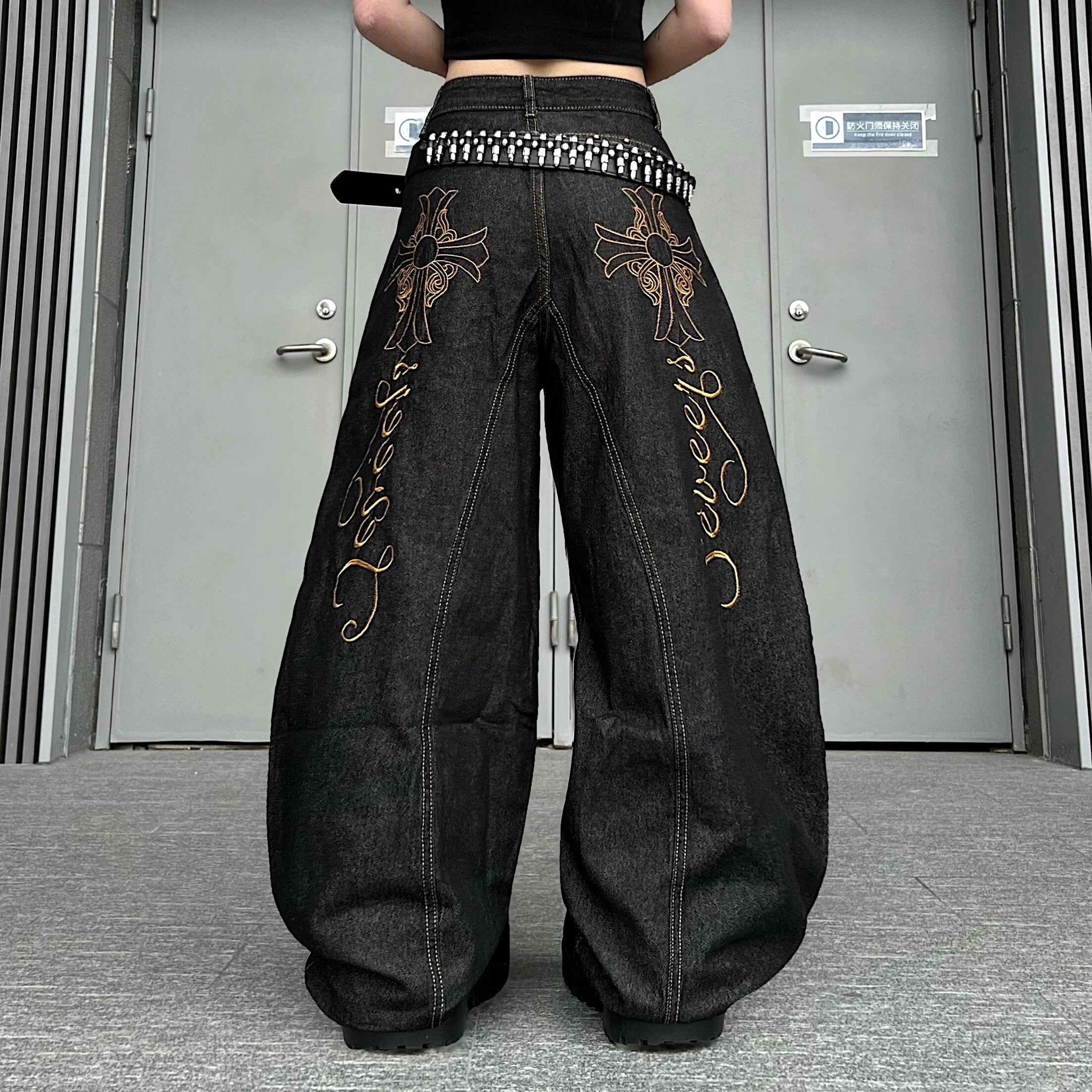 Men's Embroidered Washed Wide-Leg Jeans