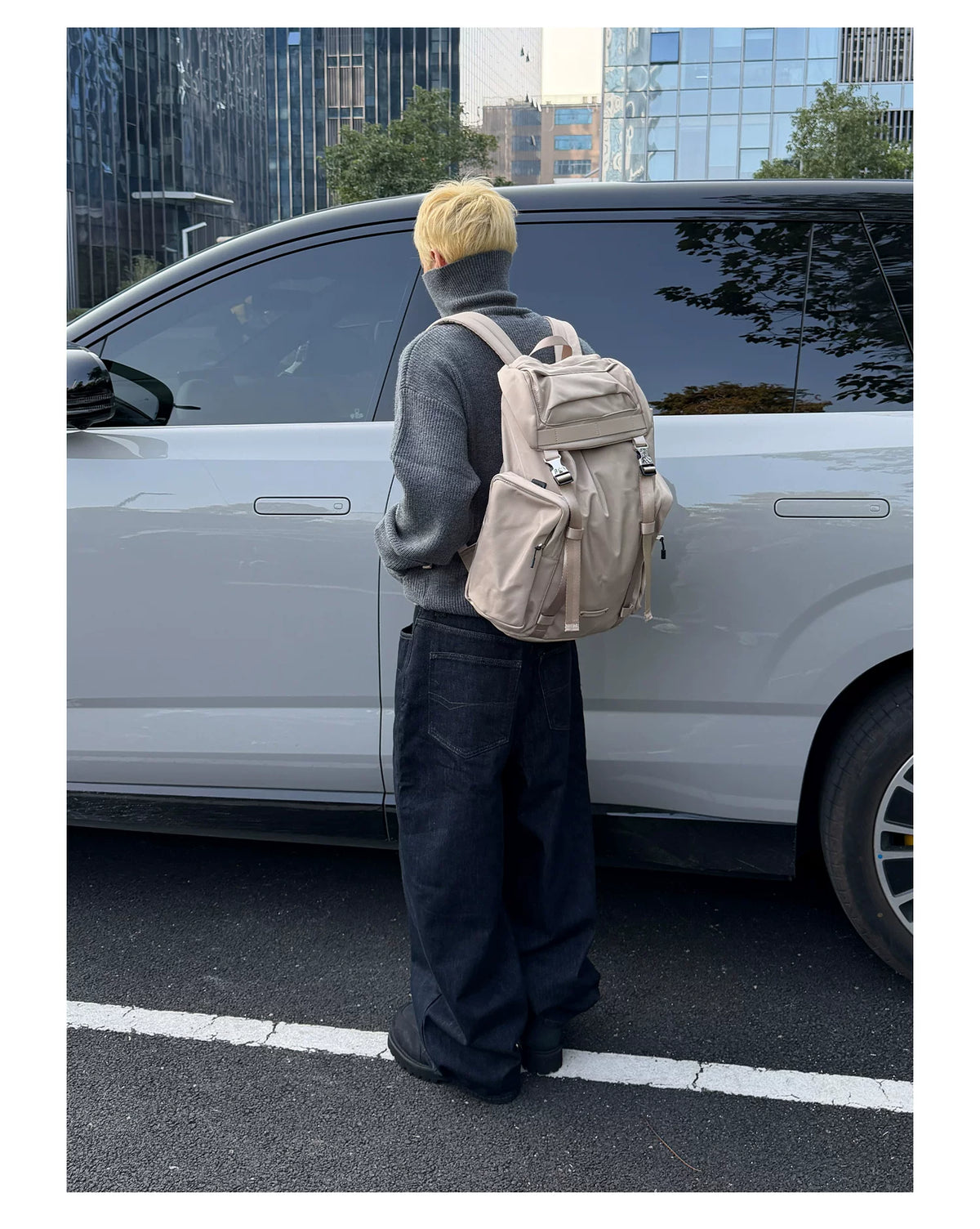 Roamer Utility Multi-Pocket Backpack