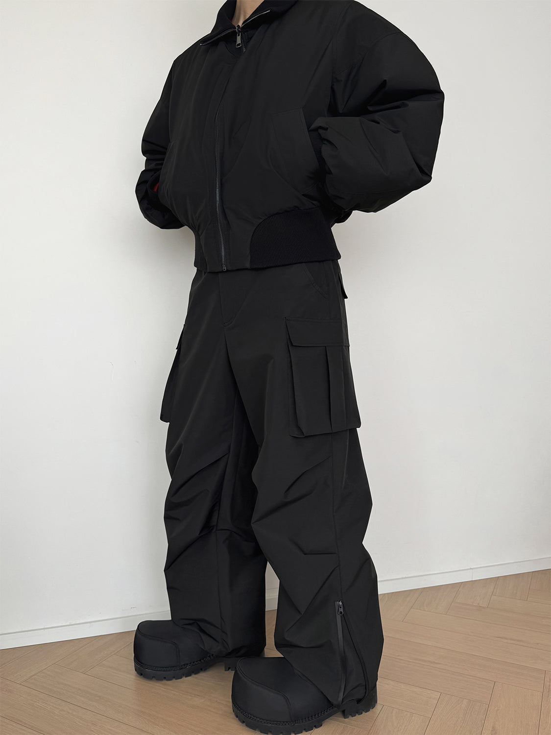 Wide-Leg Zipper Cargo Pants