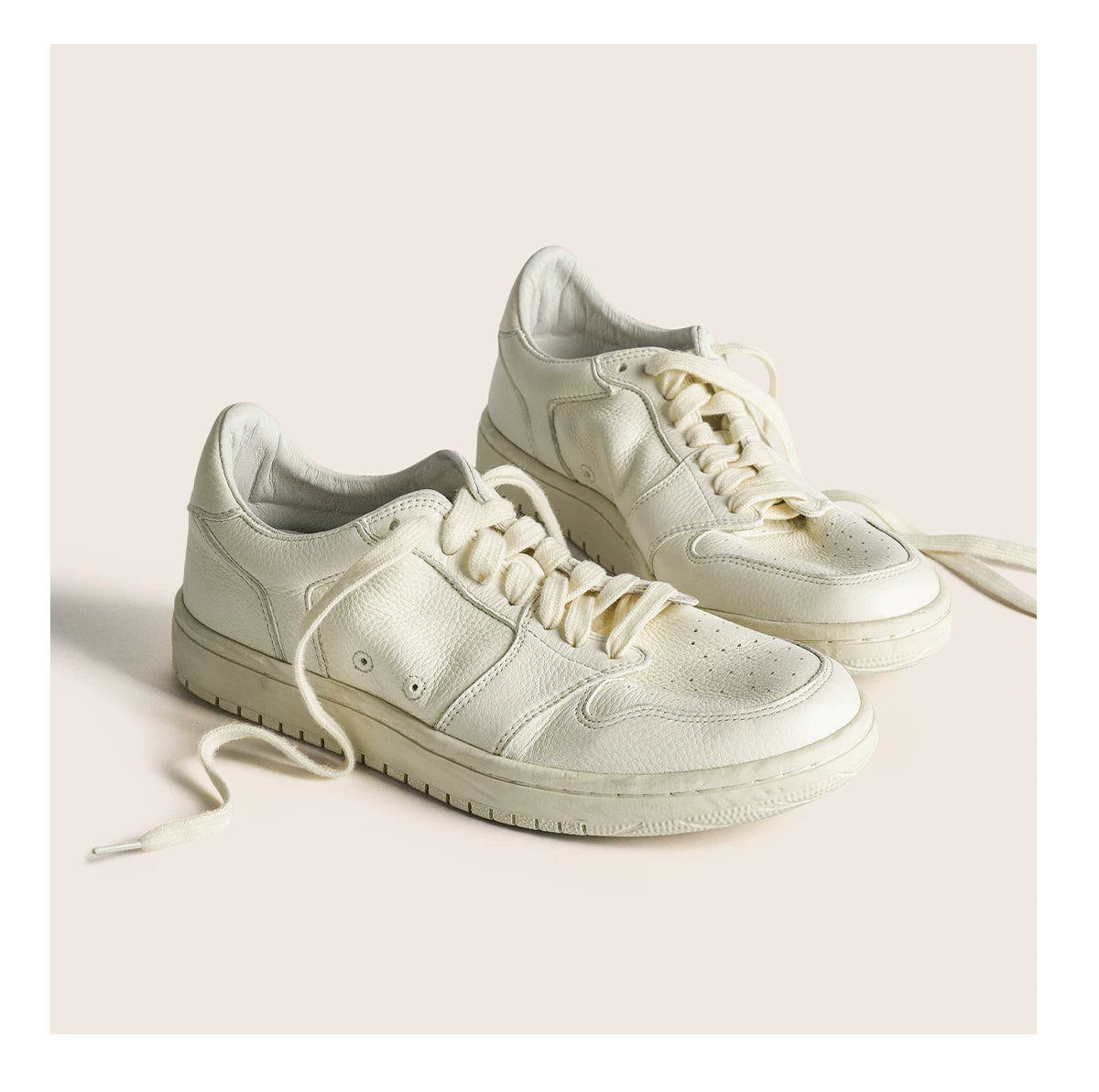 Vintage Court Cowhide Leather Sneakers