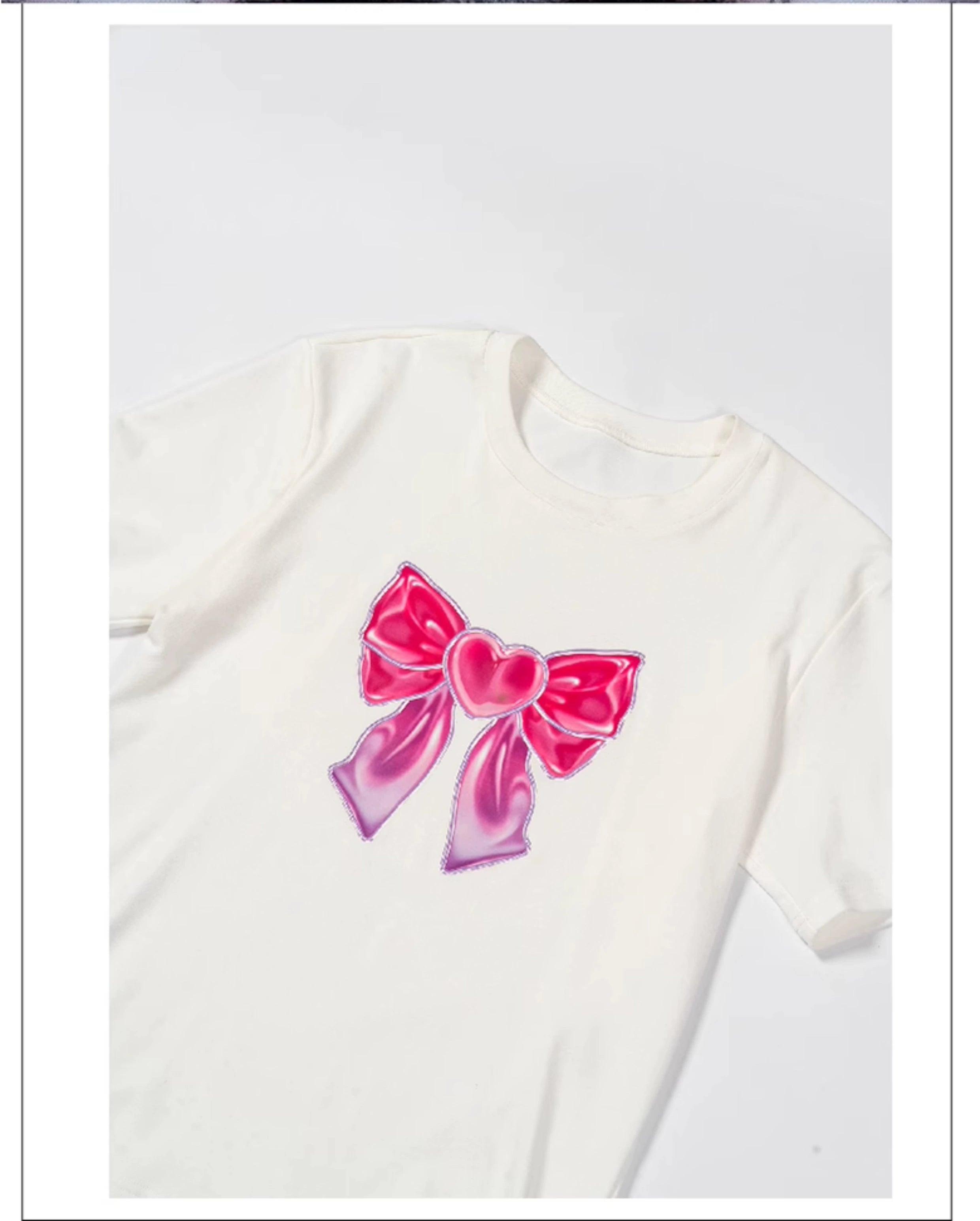 Playful Bow Graphic Tee - chiclara