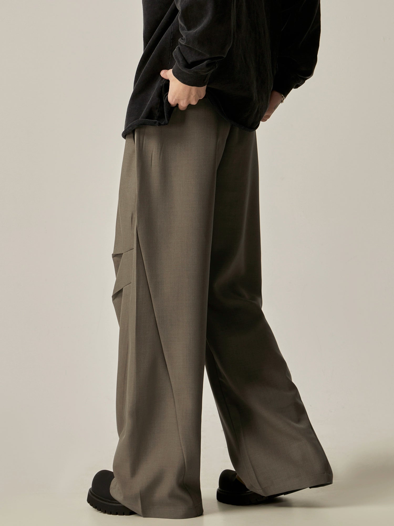 Noir Flow Wide-Leg Trousers