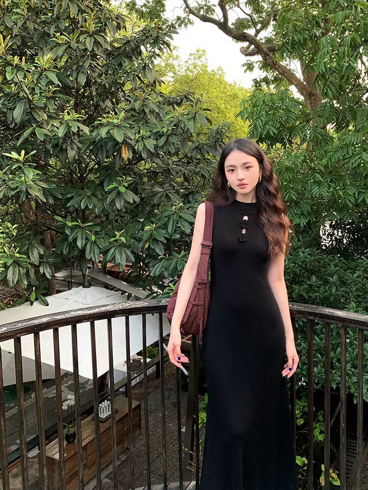 Sleeveless Mandarin Collar Dress