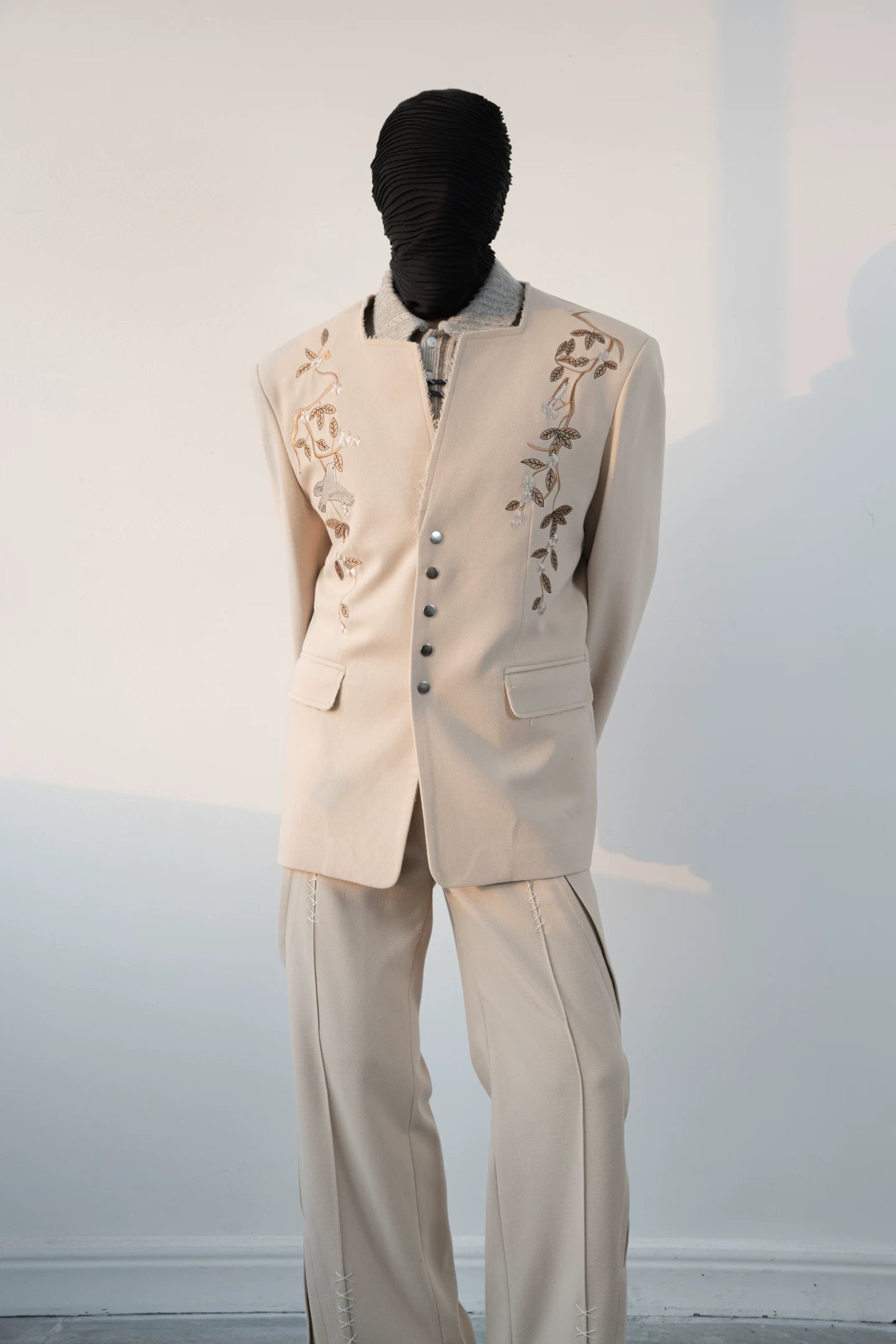 Sand Garden Embroidered Blazer