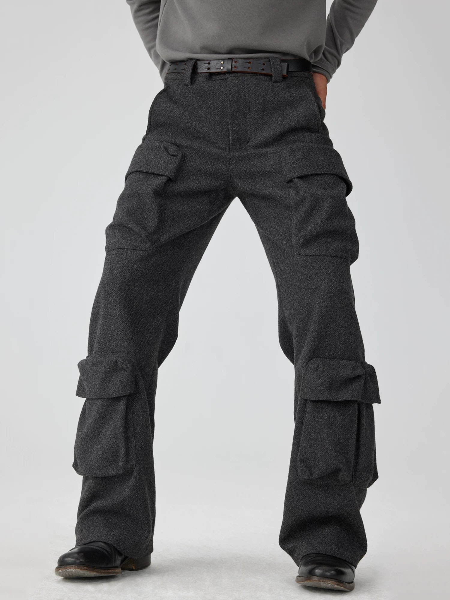 Multi-Pocket Wide-Leg Cargo Trouser