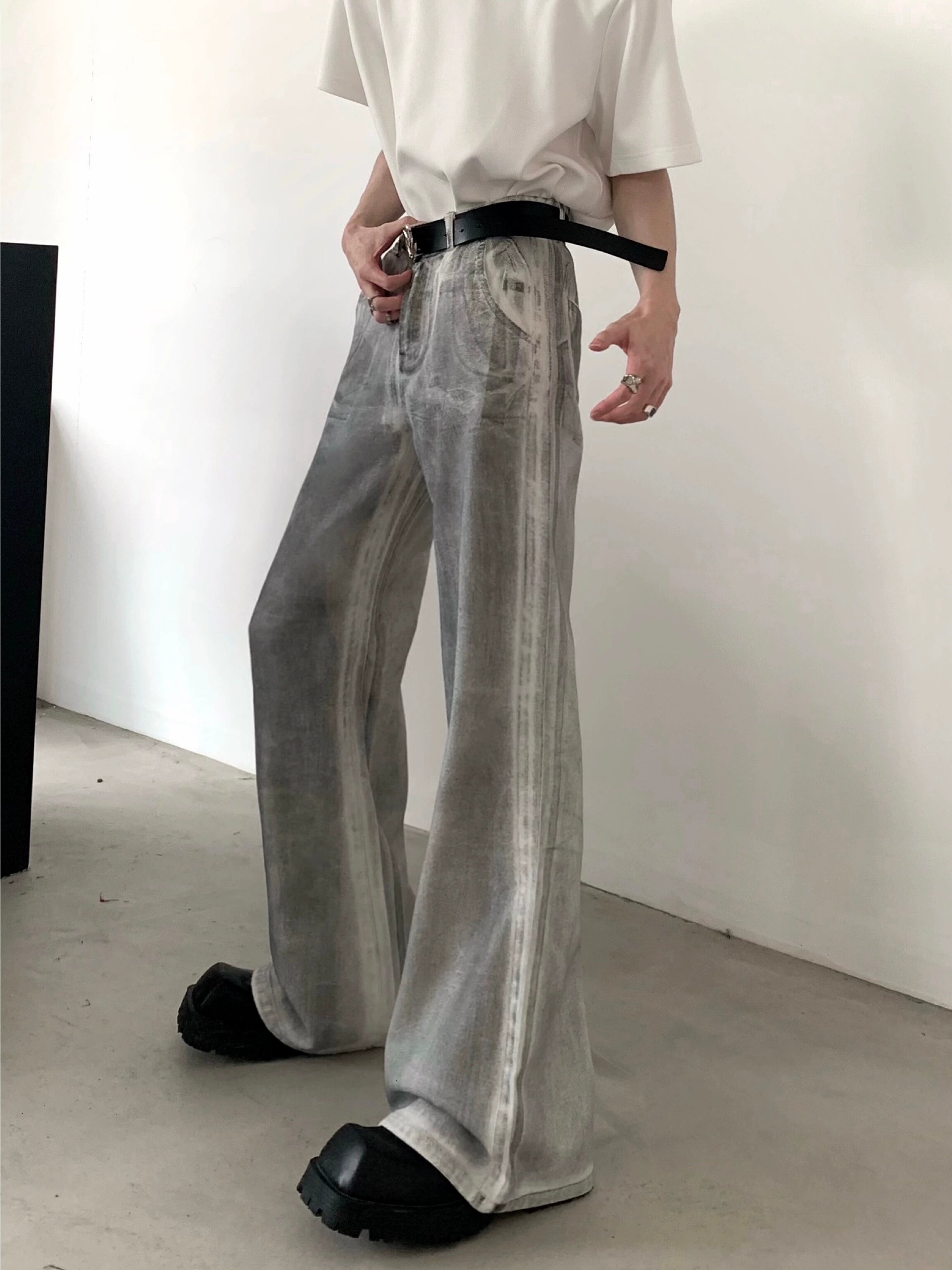 Wide-Leg Silver Metallic Jeans