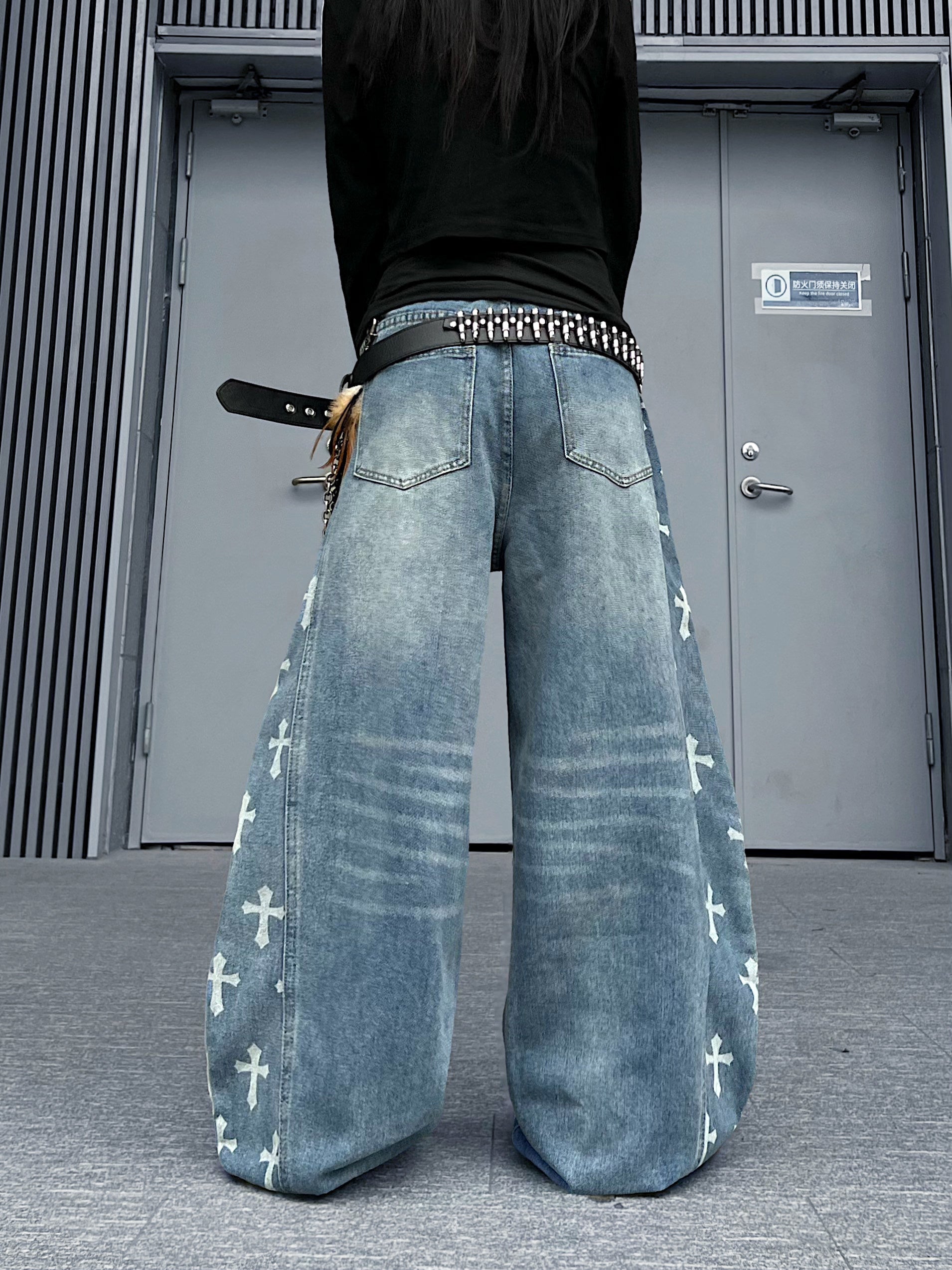 Men's Cross-Print Washed Curved Draped Wide-Leg Jeans
