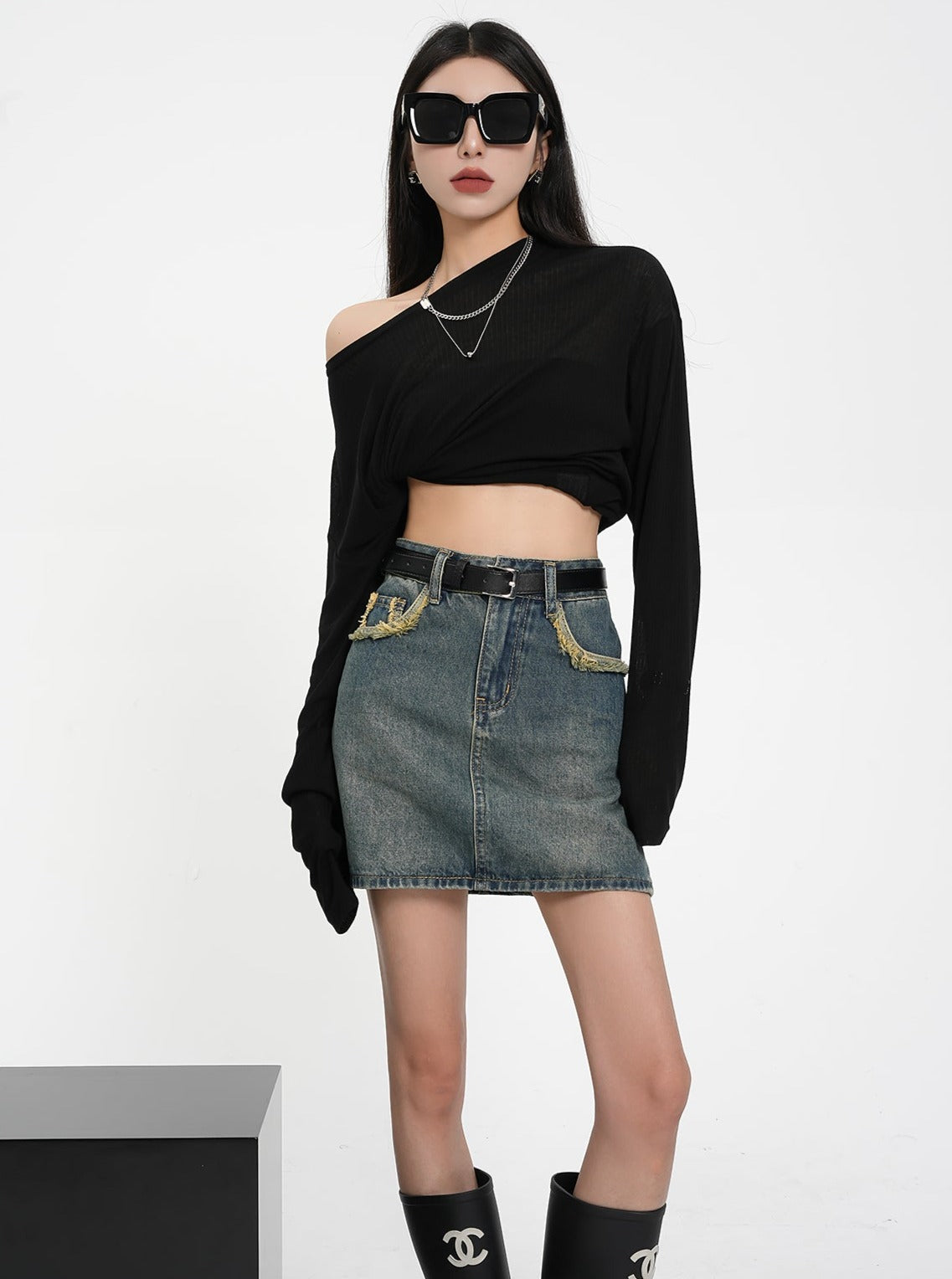 Vintage-Inspired Denim Mini Skirt - Two-Tone Patchwork Jean Skirt with Raw Hem