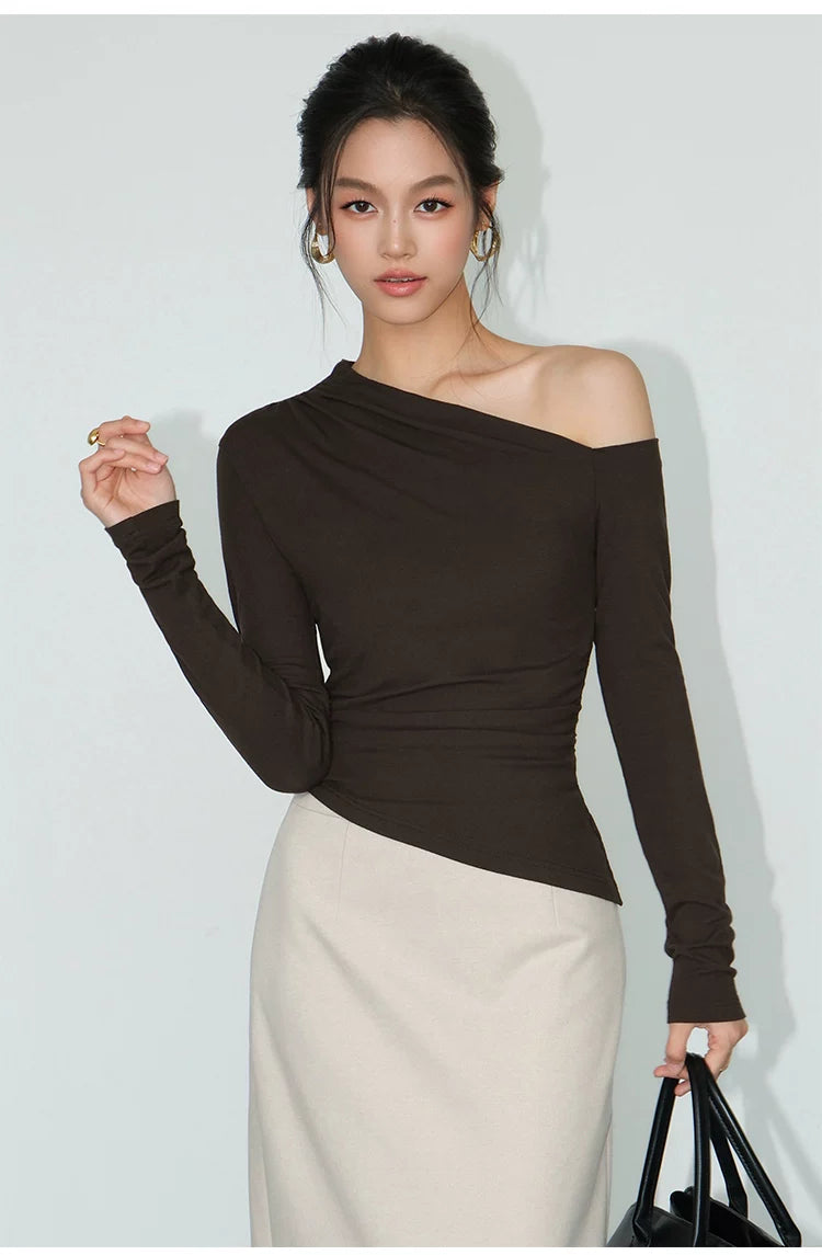 Slope One‑Shoulder Ruched Top