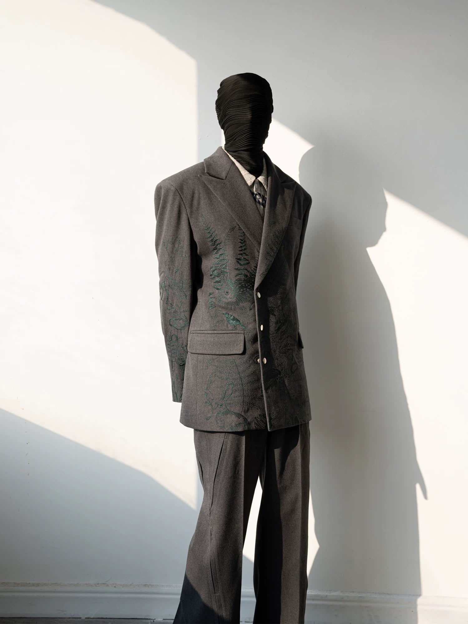 Verdant Etch Botanical Blazer