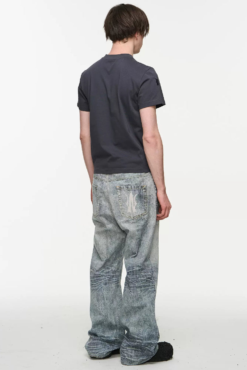 Whiskered Washed Digital Logo Jeans - chiclara