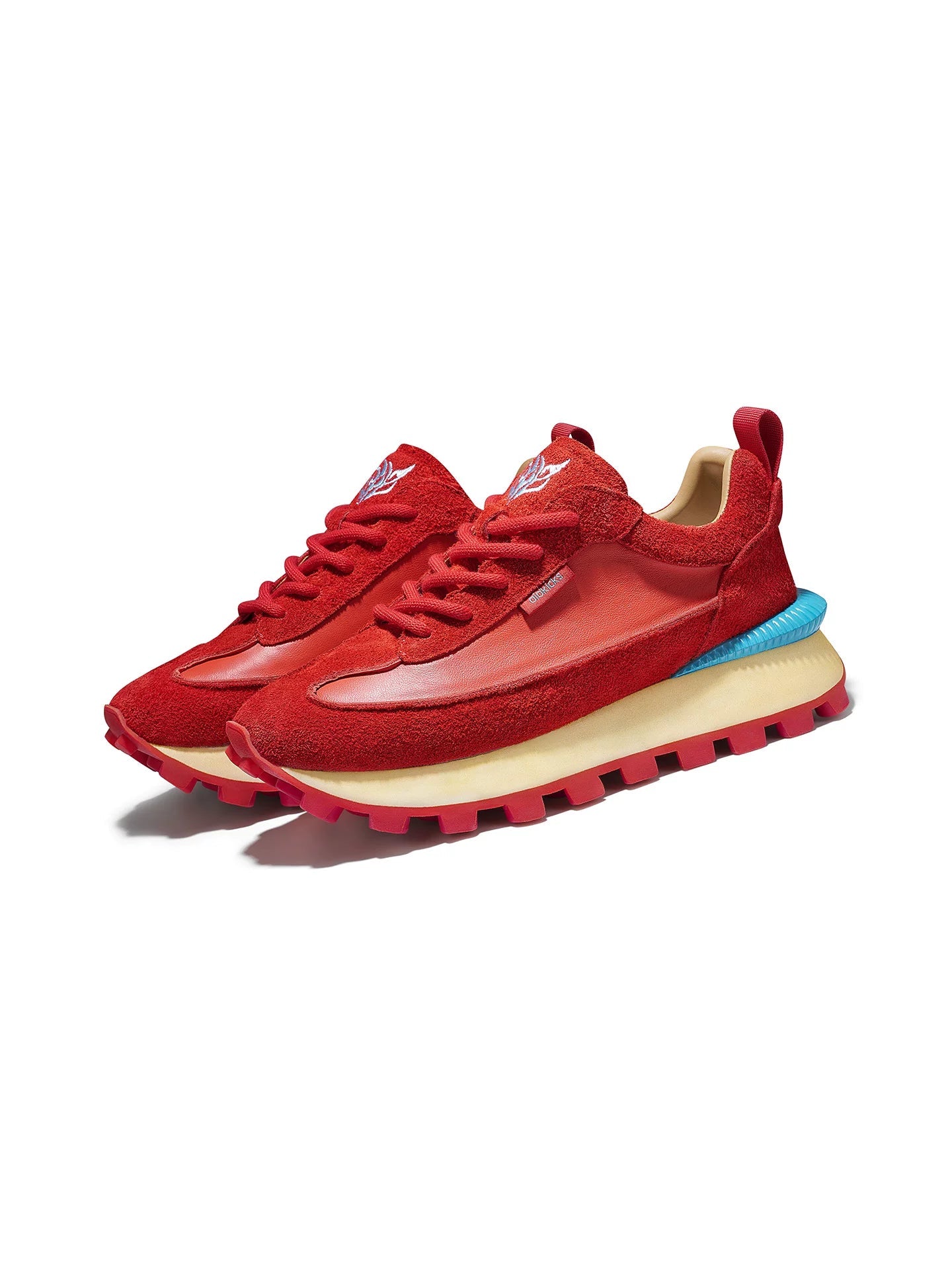 Retro Trail Fusion Sneakers