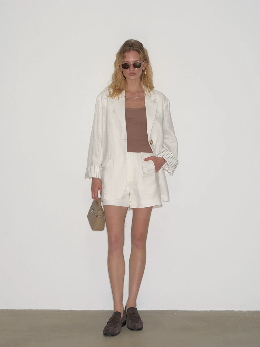 High-Waisted White Pleated Shorts