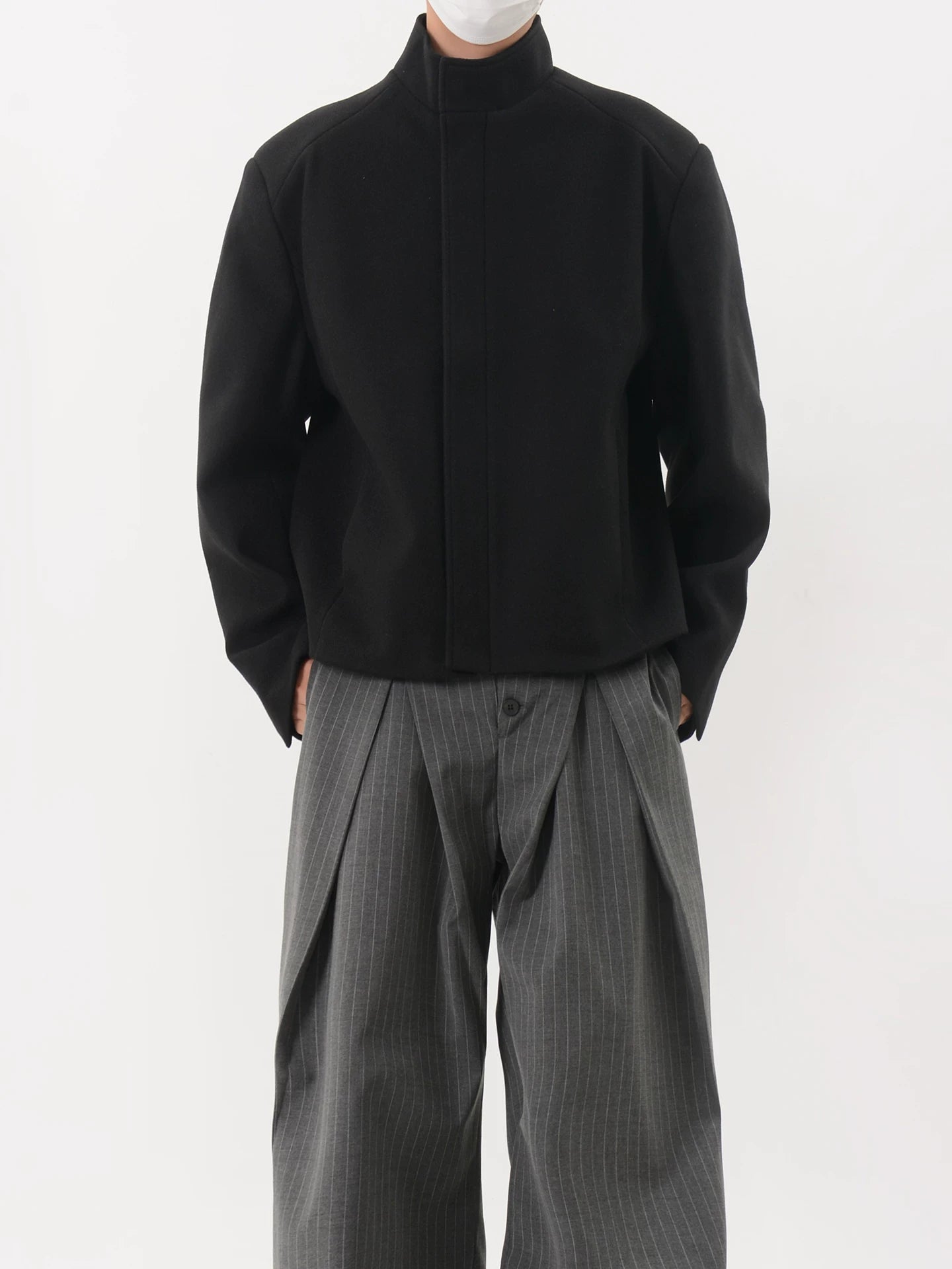 Column Minimal Zip Jacket