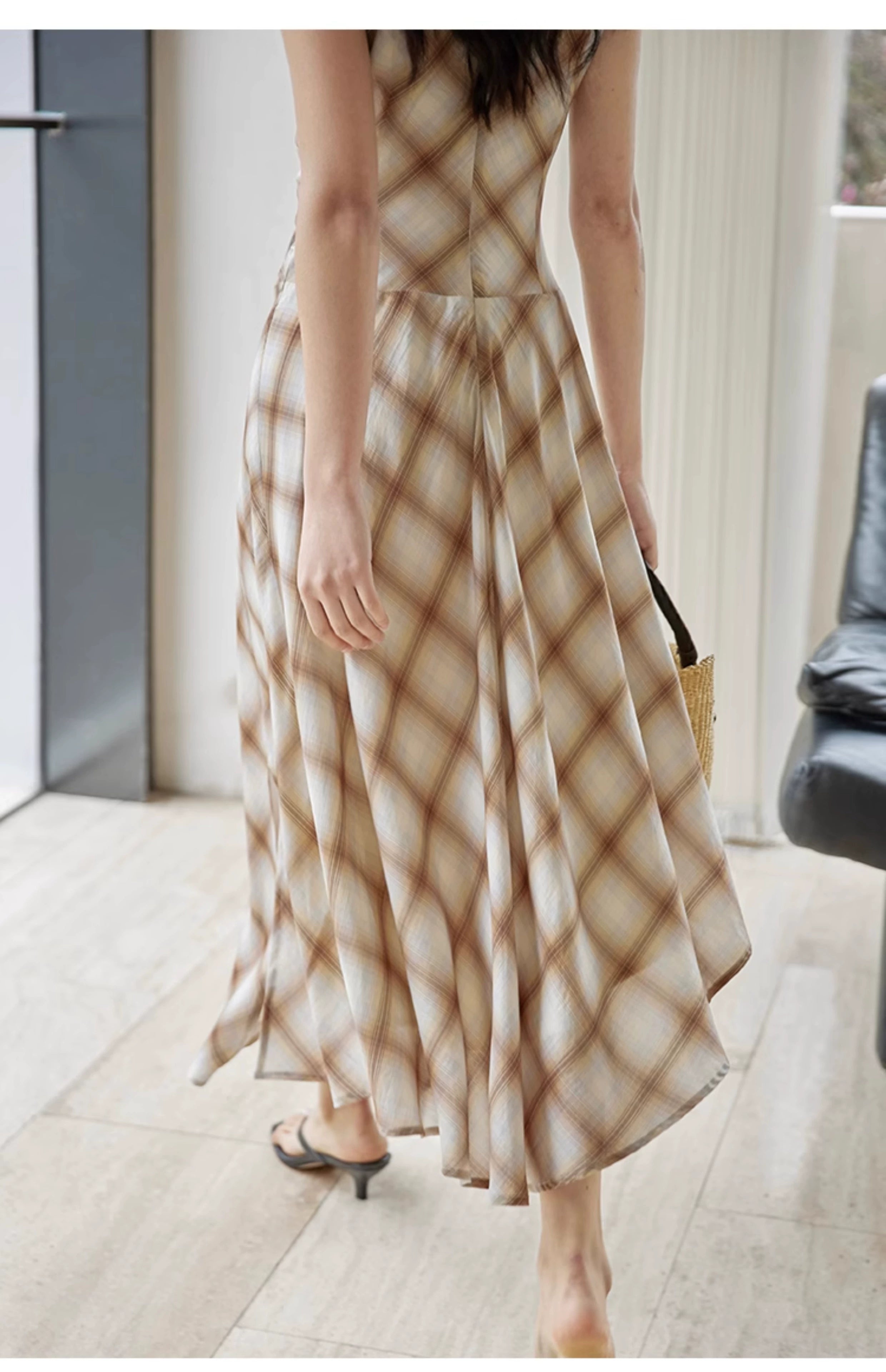 Sleeveless Beige Plaid Dress