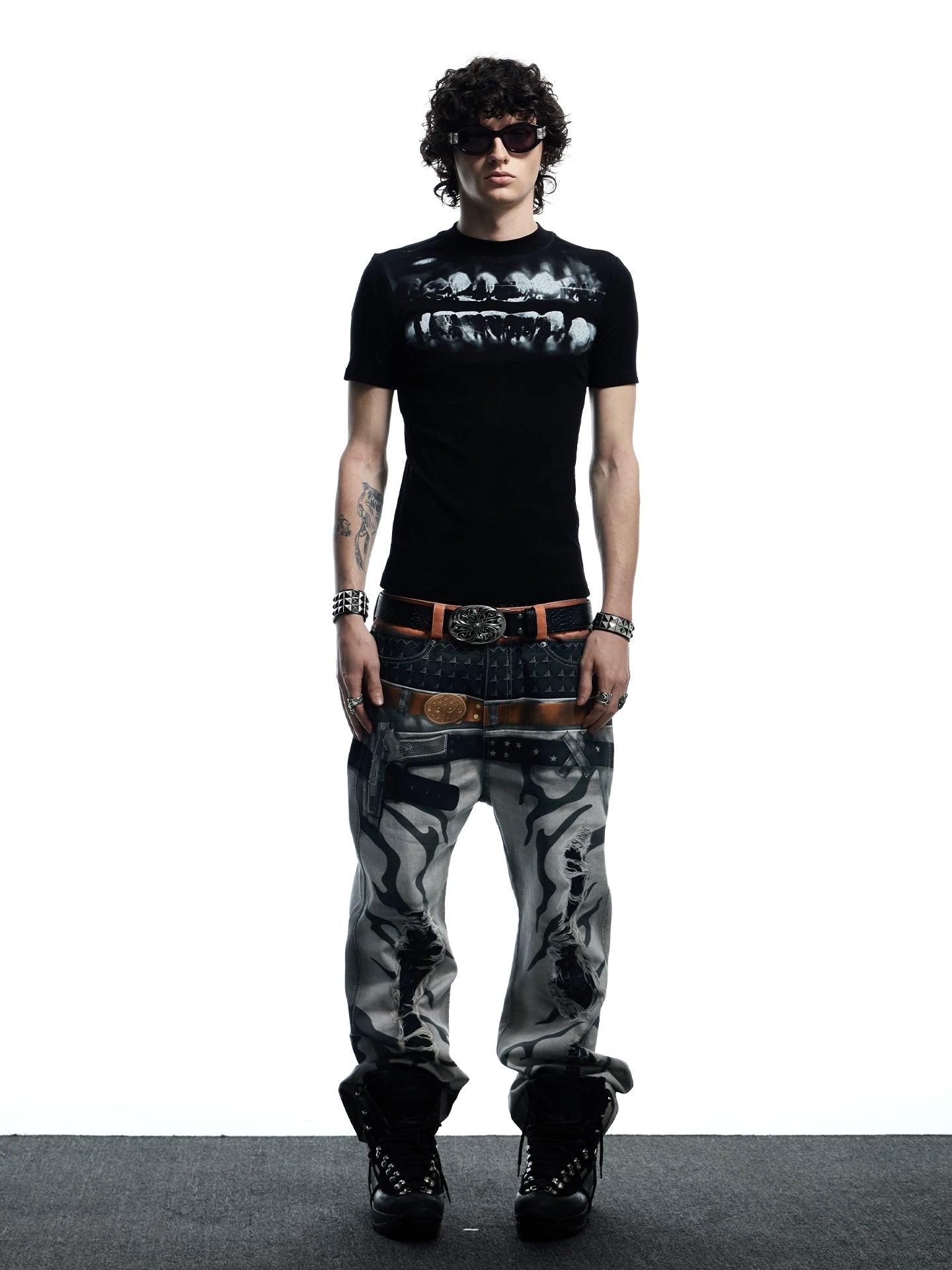 Graphic Teeth Print Slim Fit T-Shirt