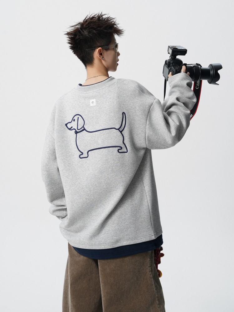 Outline Dachshund Graphic Sweatshirt