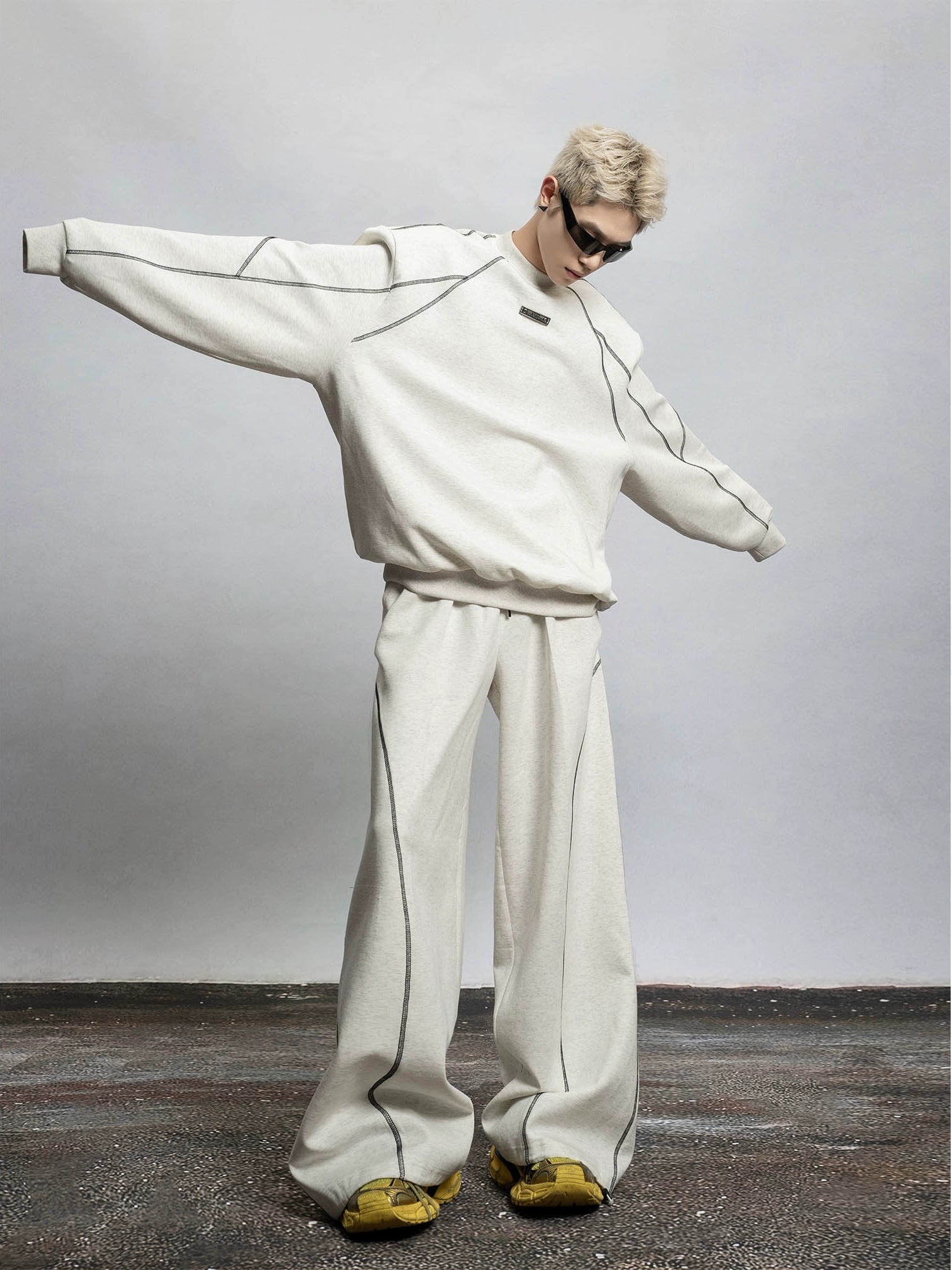 Wide Leg Contrast Stitch Sweatpants
