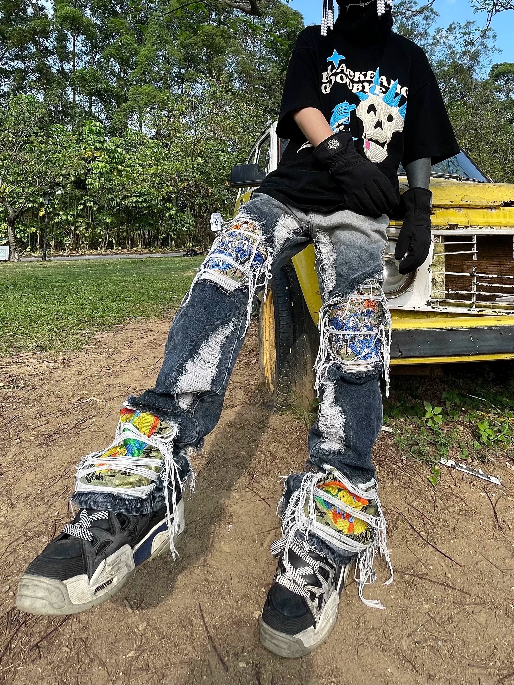 Men's Frayed Washed Embroidered Jeans