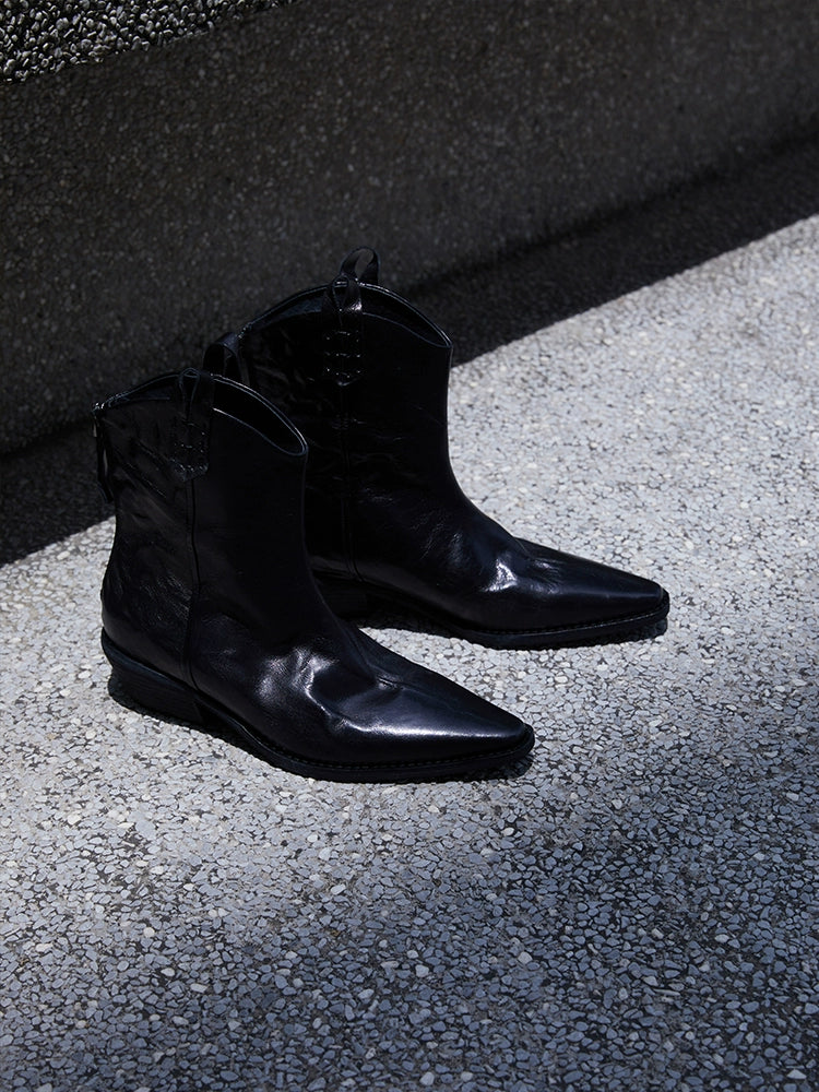Patent Pointed-Toe Dress Shoes.