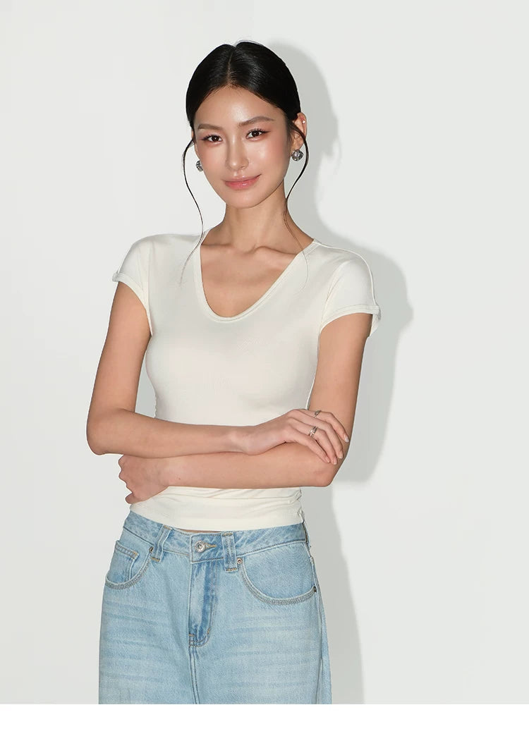Soft Curve Ruched V‑Neck Tee