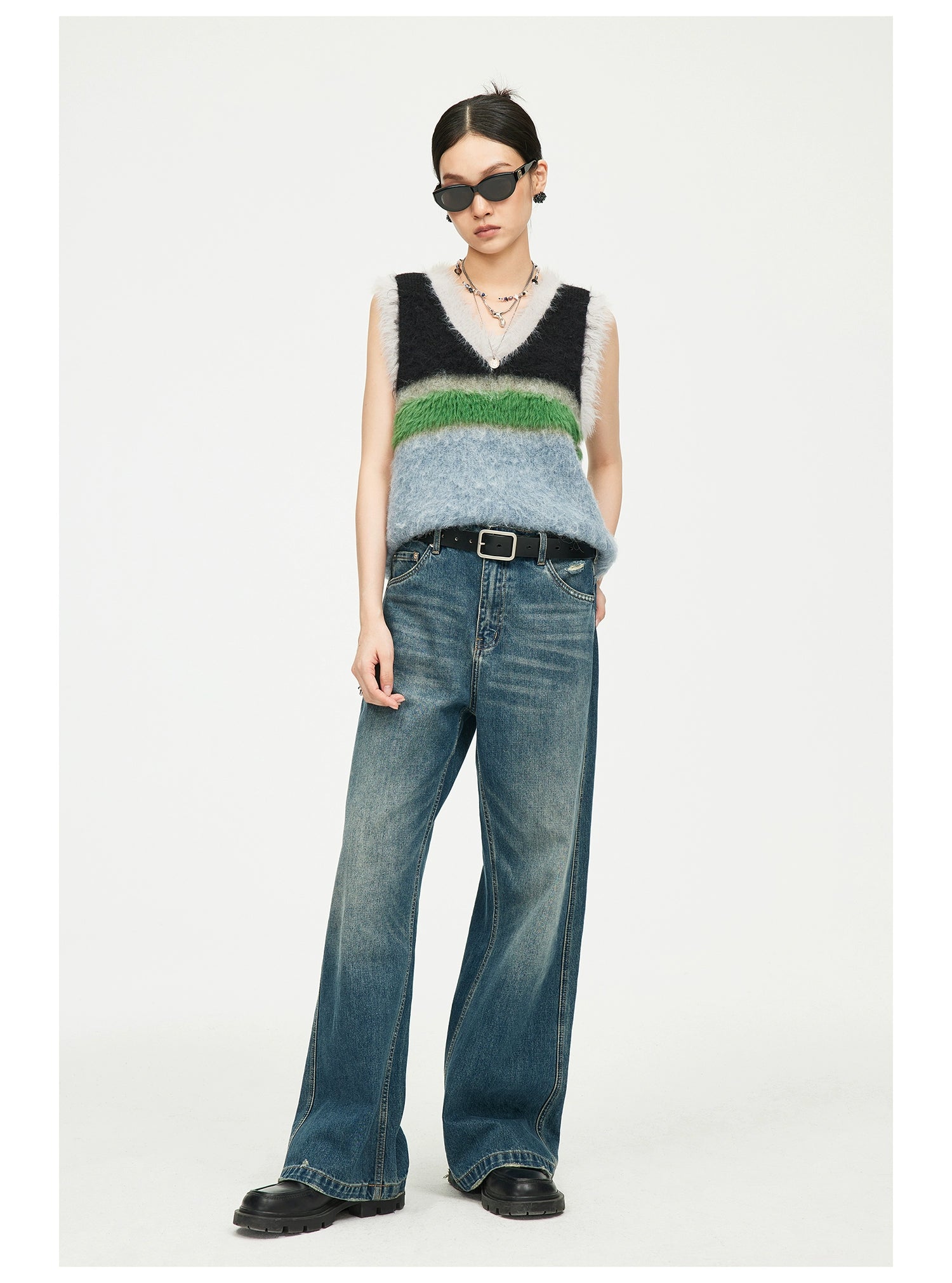 Dark Wash Wide-Leg Relaxed Jeans