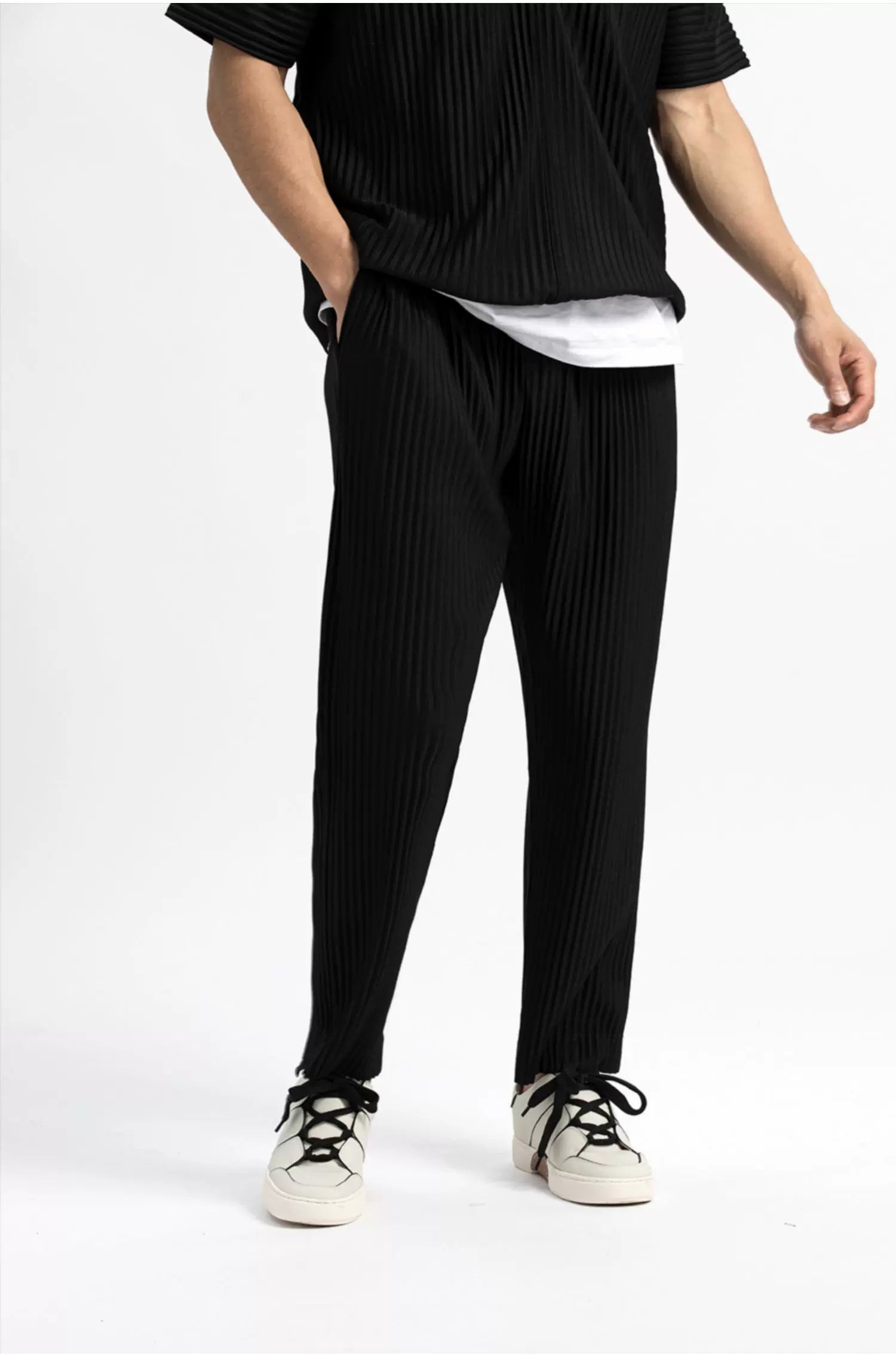 Frostline Pleated Straight-Leg Trousers