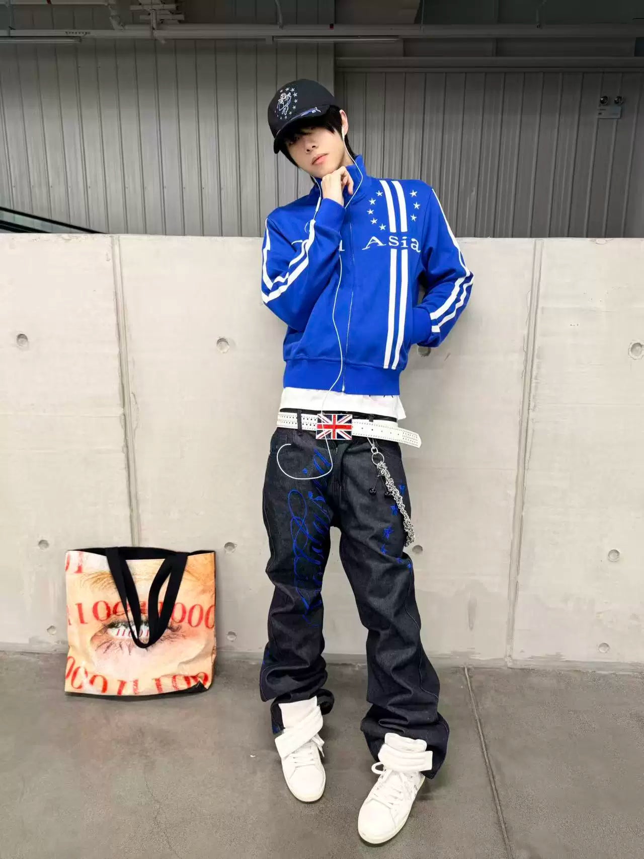 Midnight Script Flare Jeans